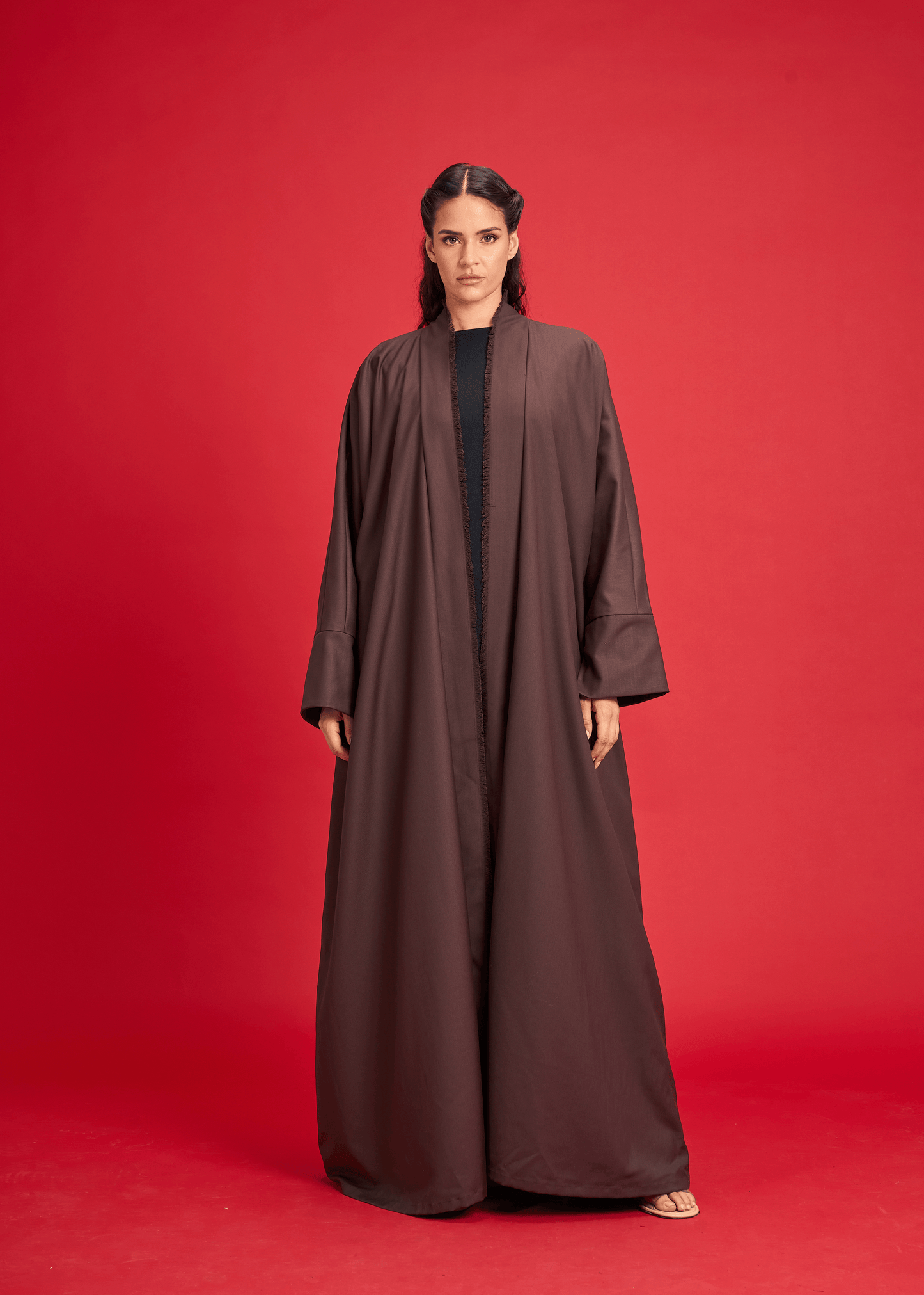 BROWN PANELLED LINEN ABAYA
