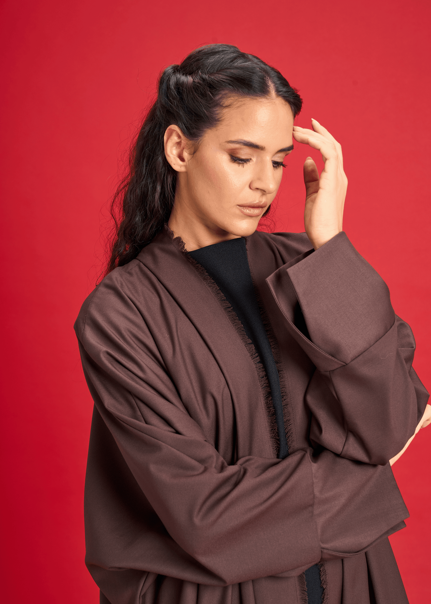 BROWN PANELLED LINEN ABAYA