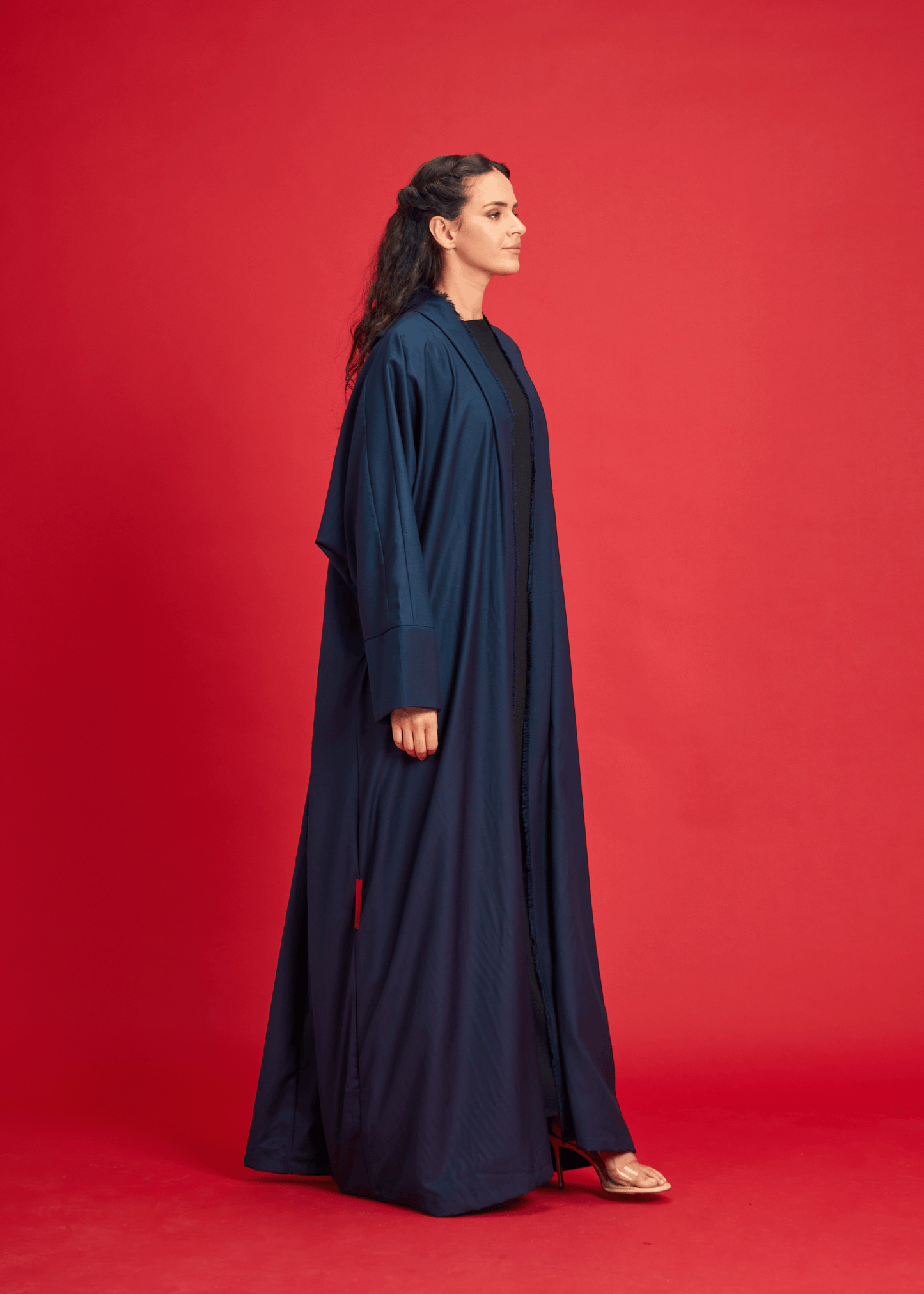 NAVY BLUE PANELLED LINEN ABAYA