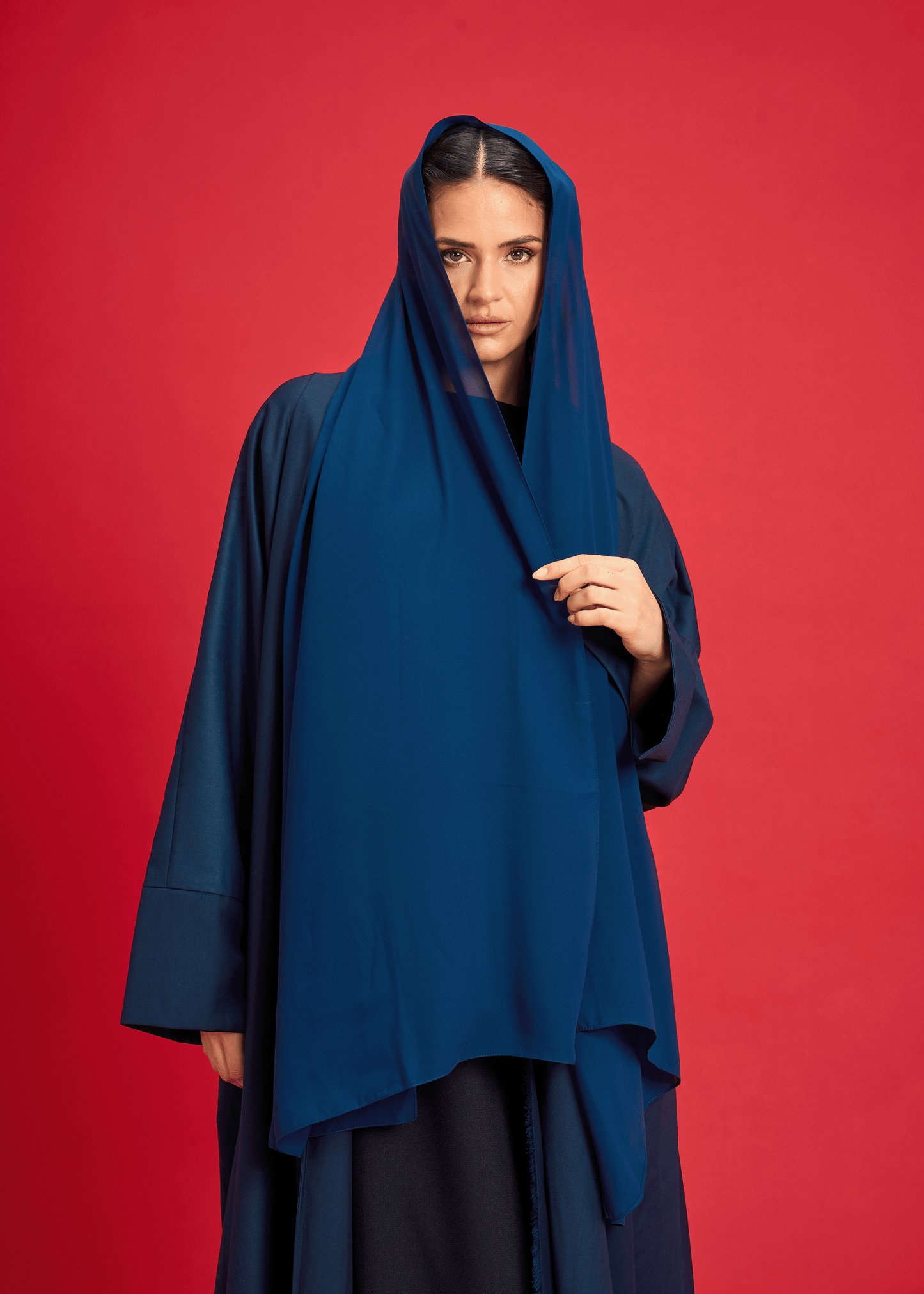 NAVY BLUE PANELLED LINEN ABAYA