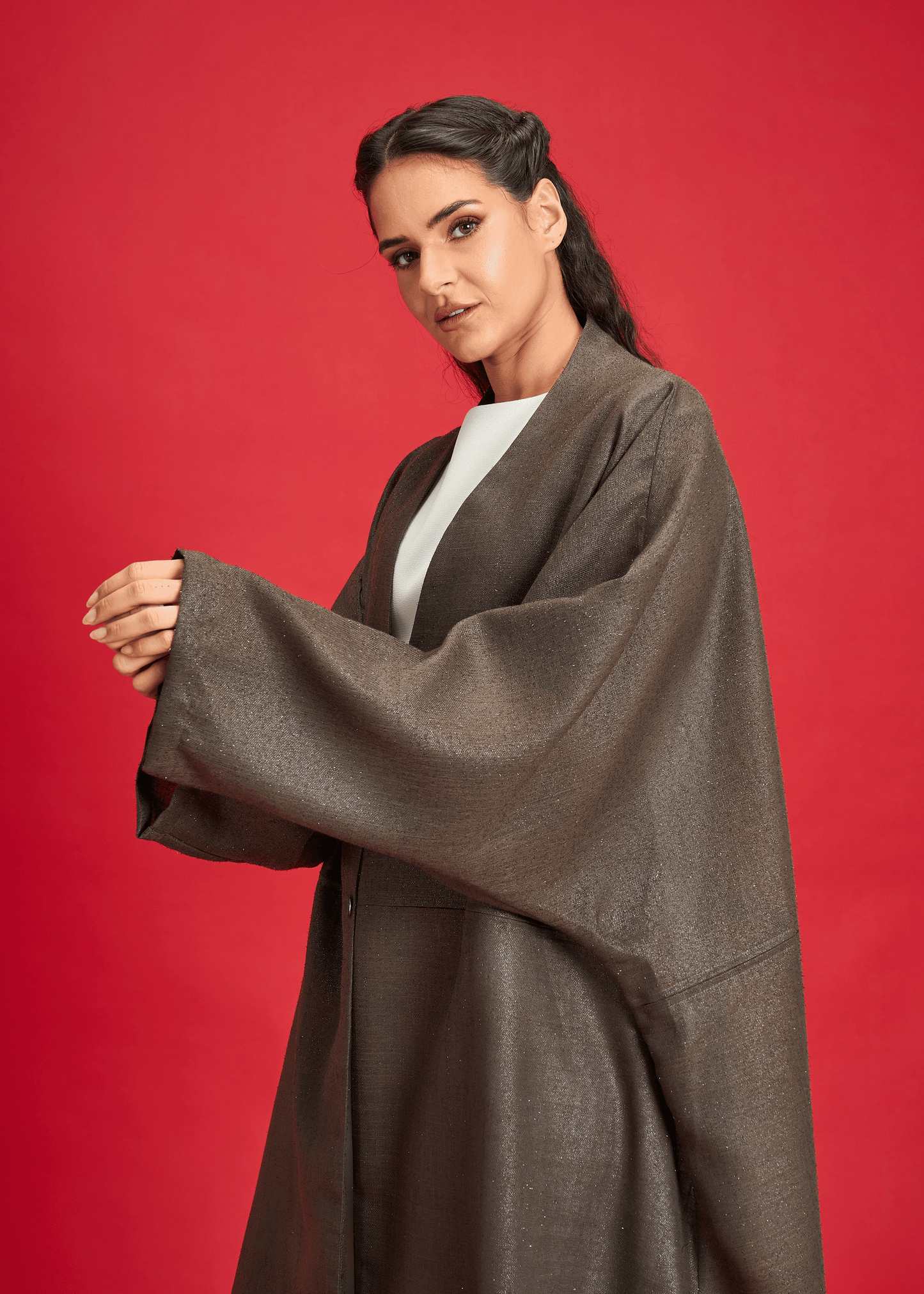 OLIVE LOOSE-FIT SHIMMER LINEN ABAYA