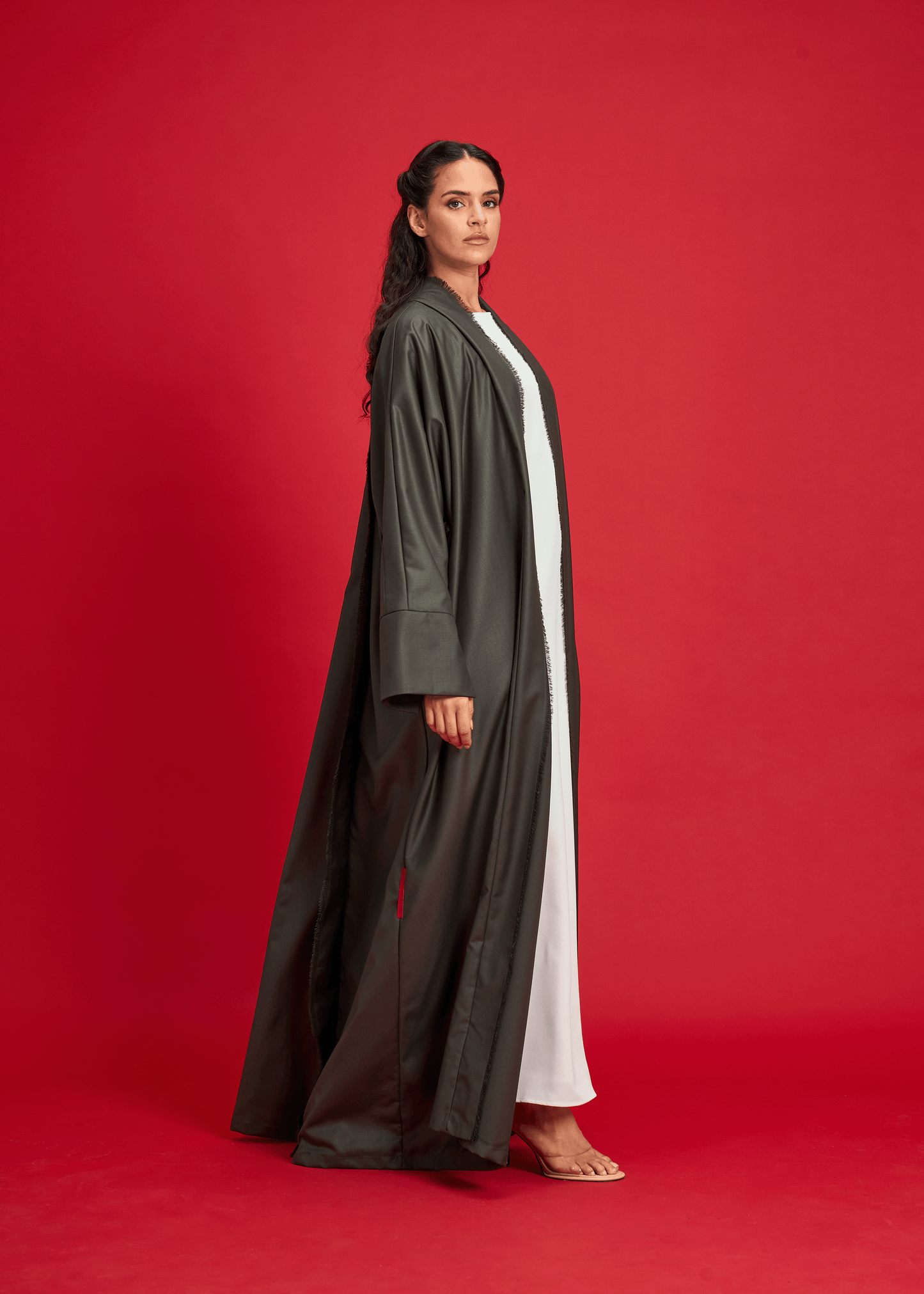 ARMY GREEN PANELLED LINEN ABAYA