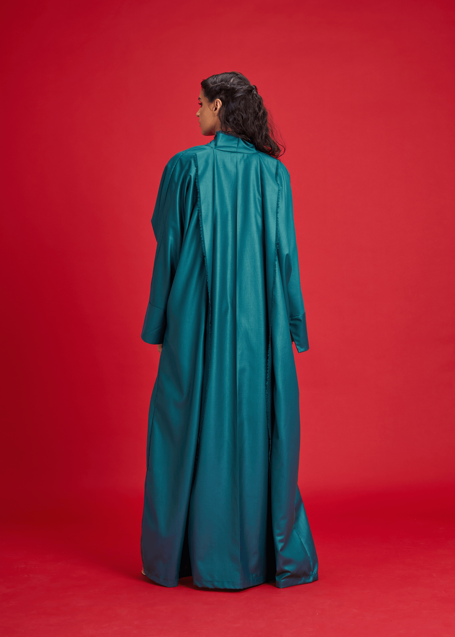 TURQUOISE PANELLED LINEN ABAYA