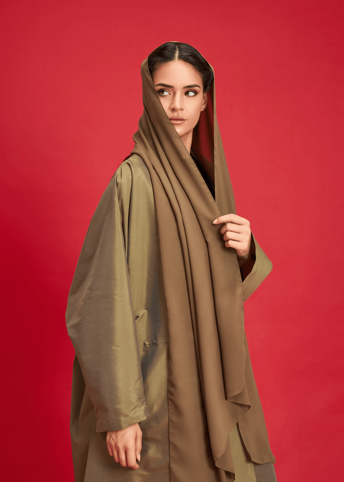 OLIVE PLAIN TAFFETA ABAYA