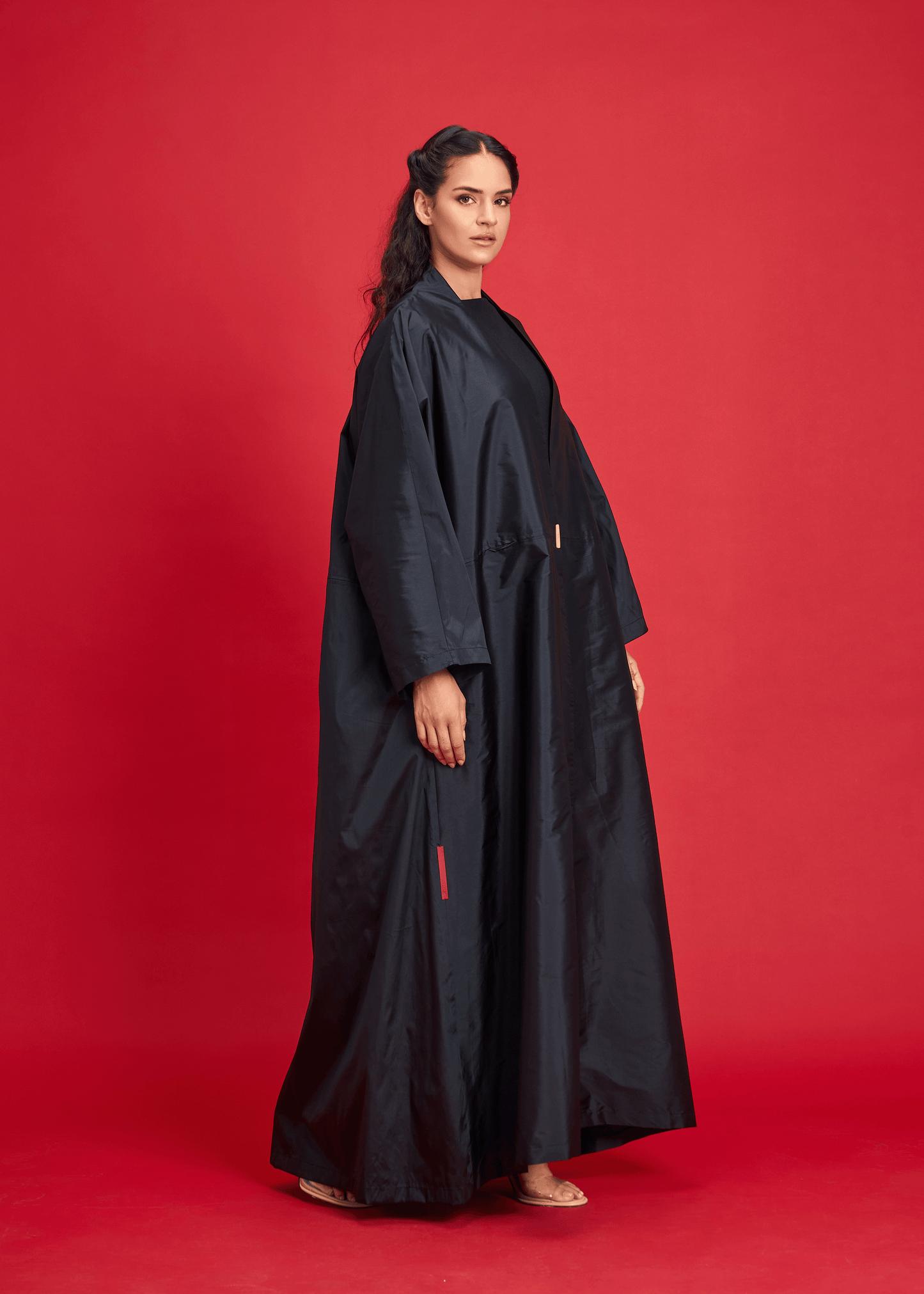 BLACK PLAIN TAFFETA ABAYA