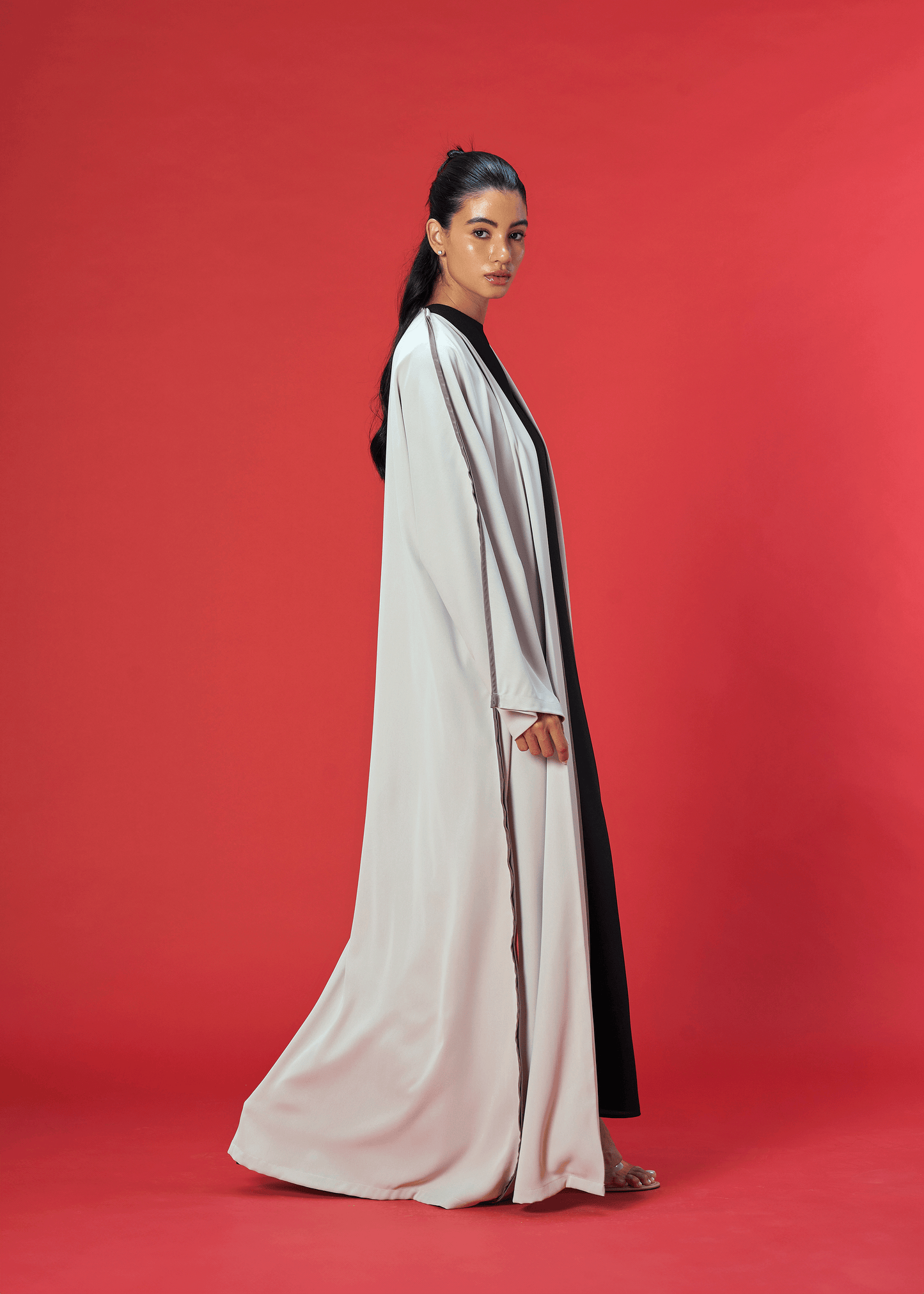 CLAY TWO TONED CREPE ABAYA