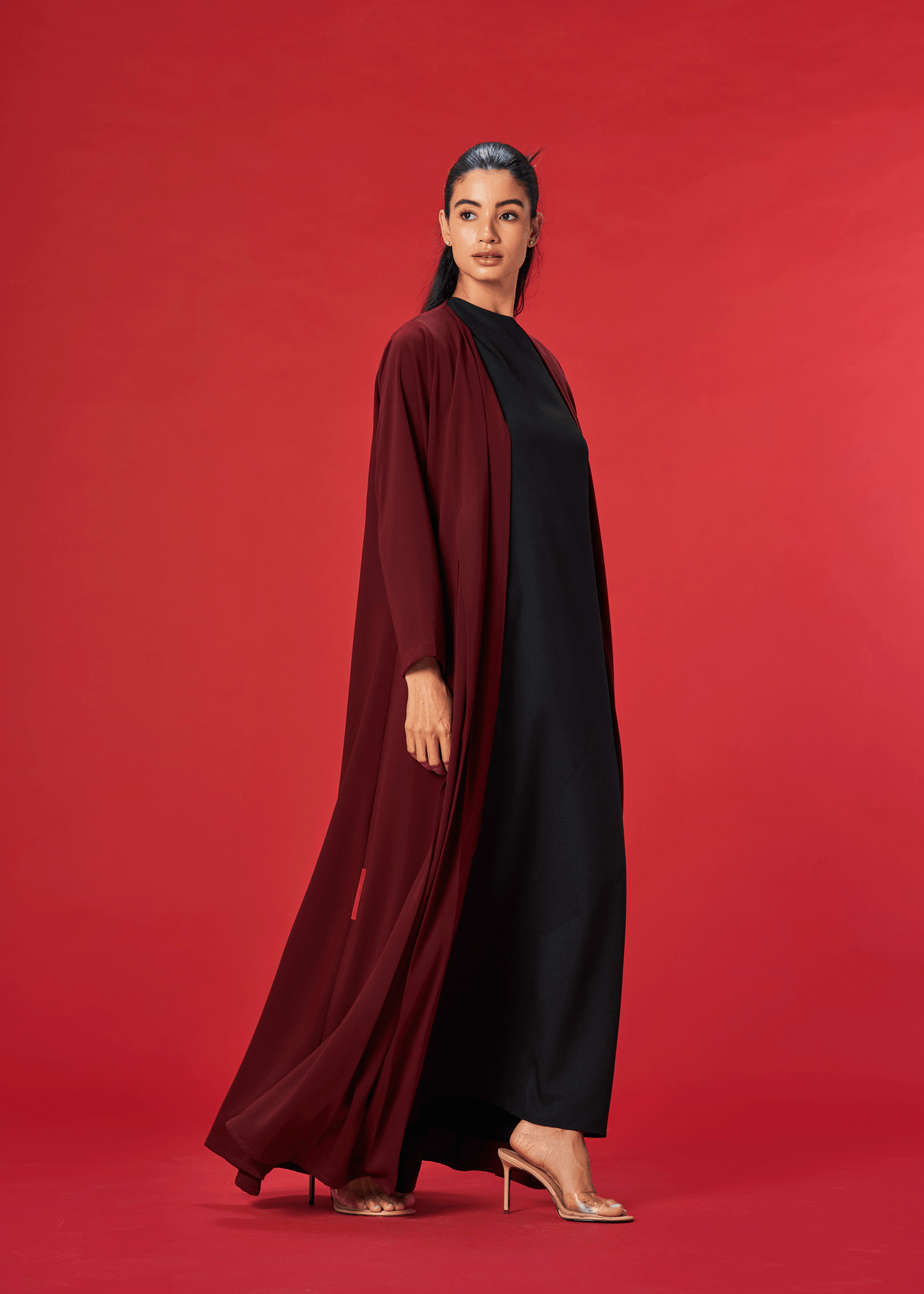 BURGUNDY PLEATED CREPE ABAYA