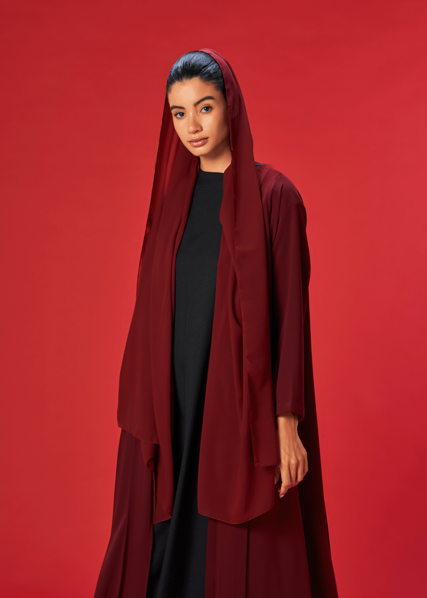 BURGUNDY PLEATED CREPE ABAYA