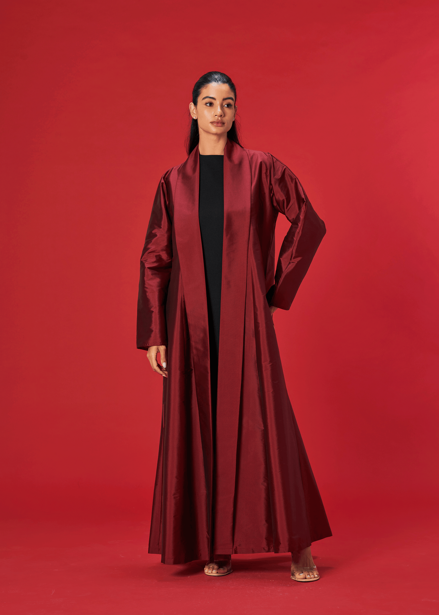 DEEP RED PANELLED TAFFETA ABAYA
