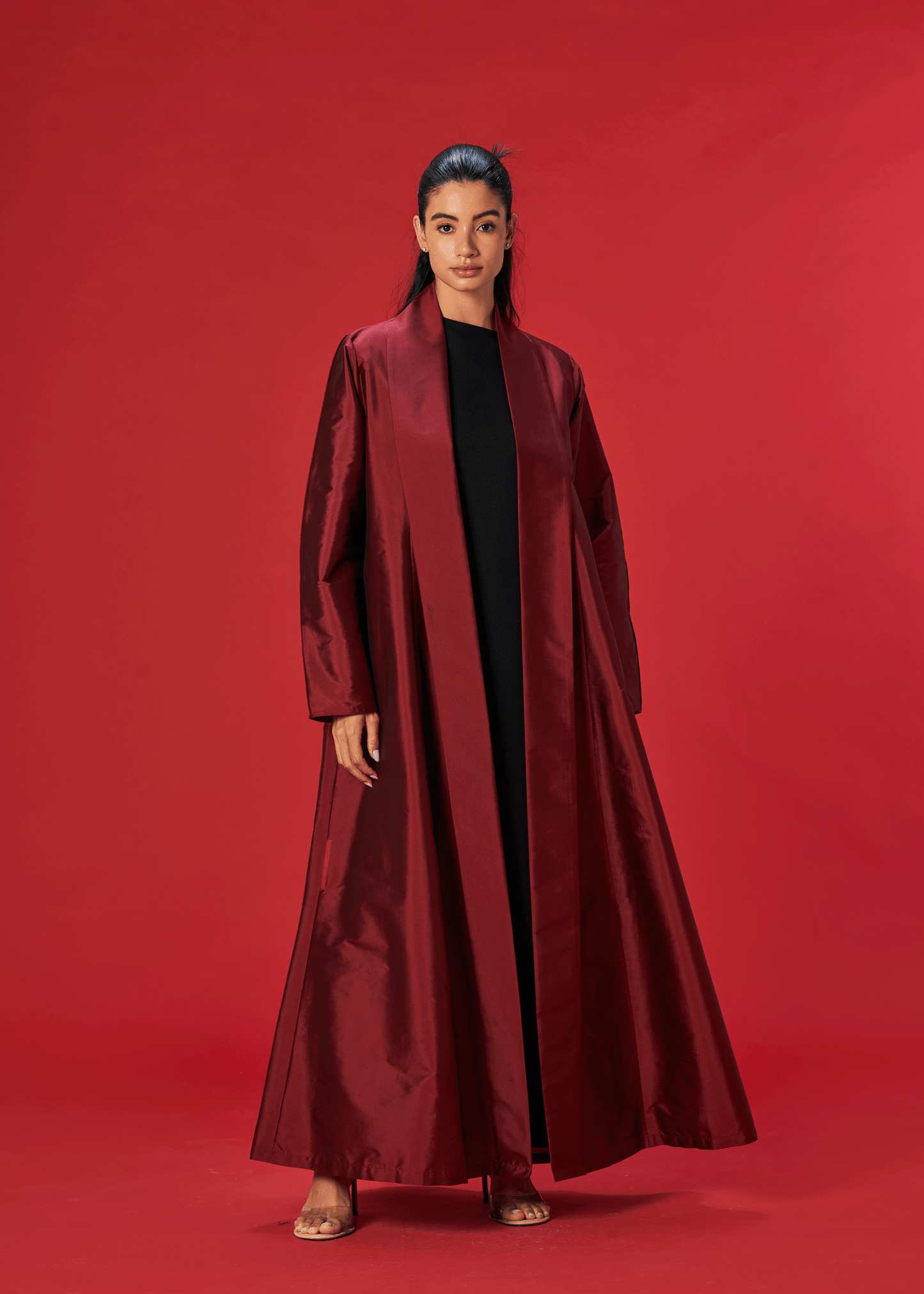 DEEP RED PANELLED TAFFETA ABAYA