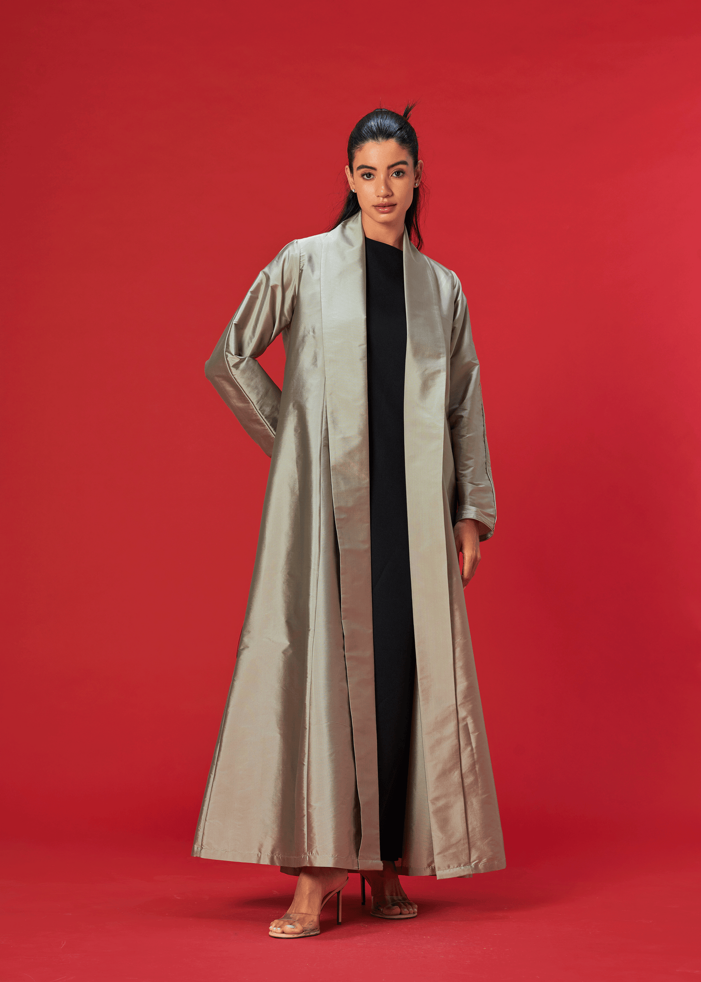 GOLDEN PANELLED TAFFETA ABAYA