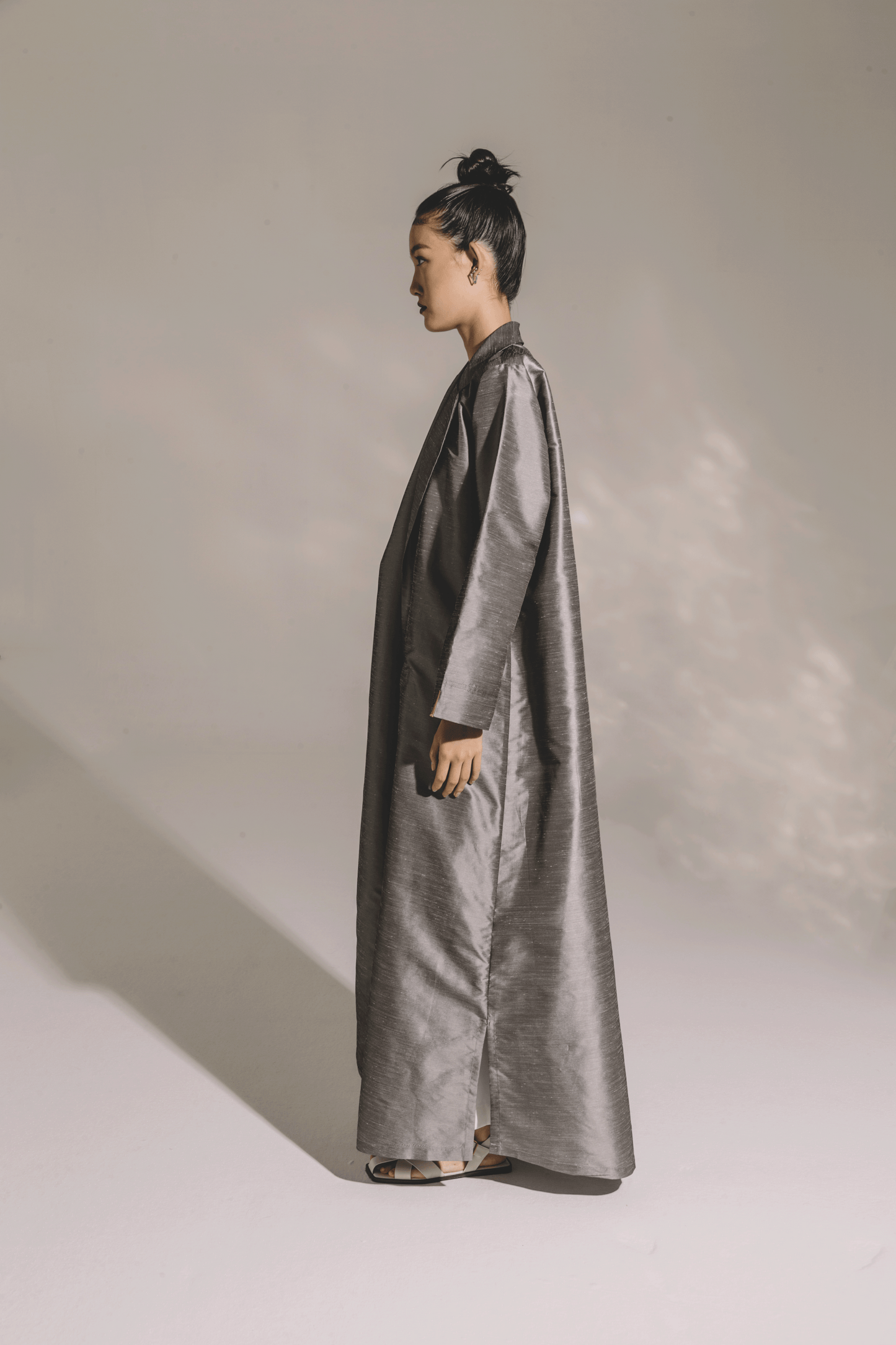 GREY PLAIN COAT STYLE ABAYA