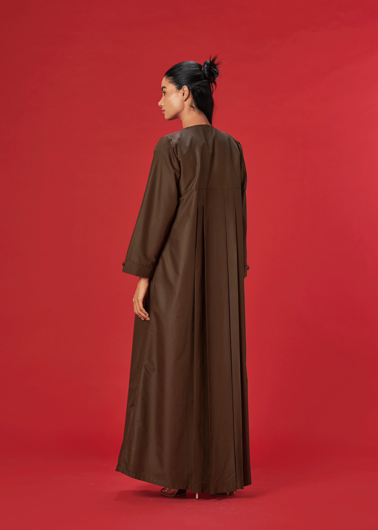 BROWN PLEATED COAT STYLE ABAYA