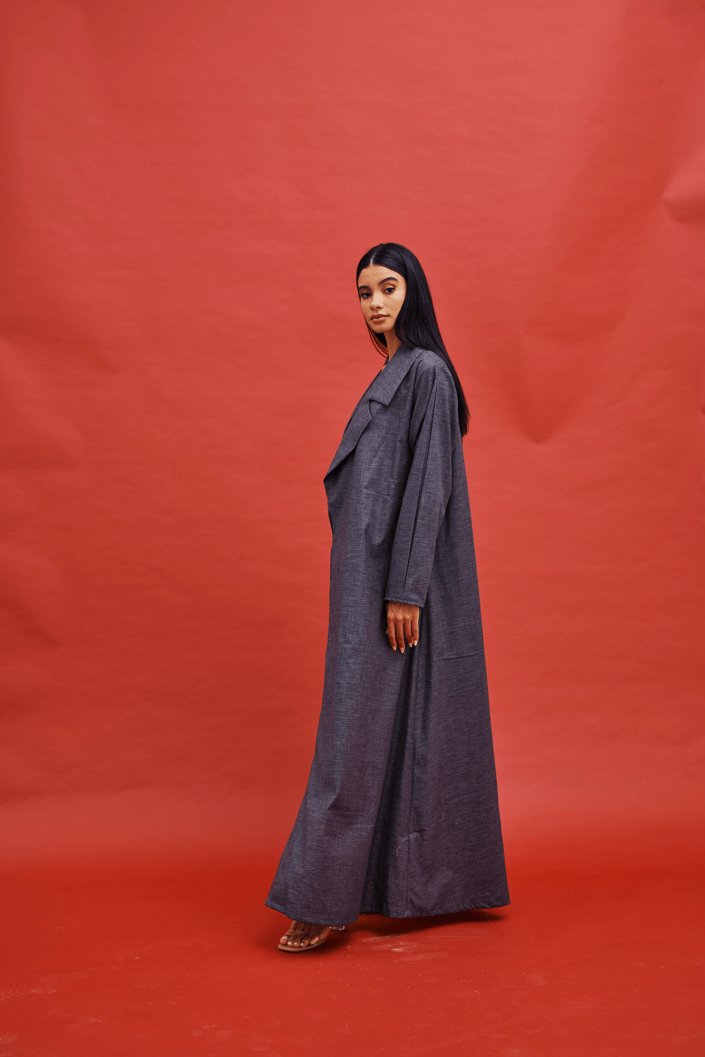 DARK BLUE COLLAR LINEN ABAYA