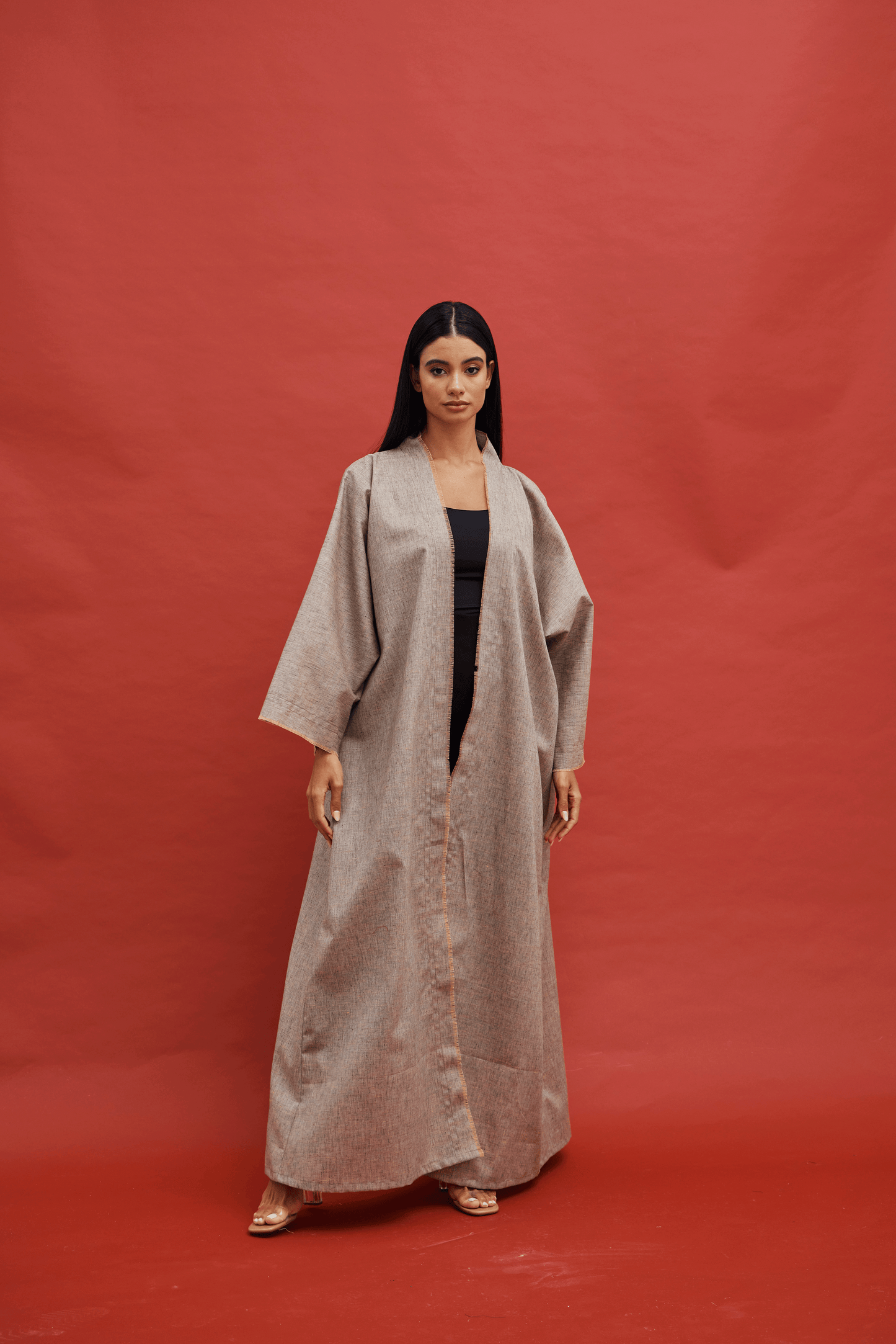 DUST PLAIN LINEN ABAYA