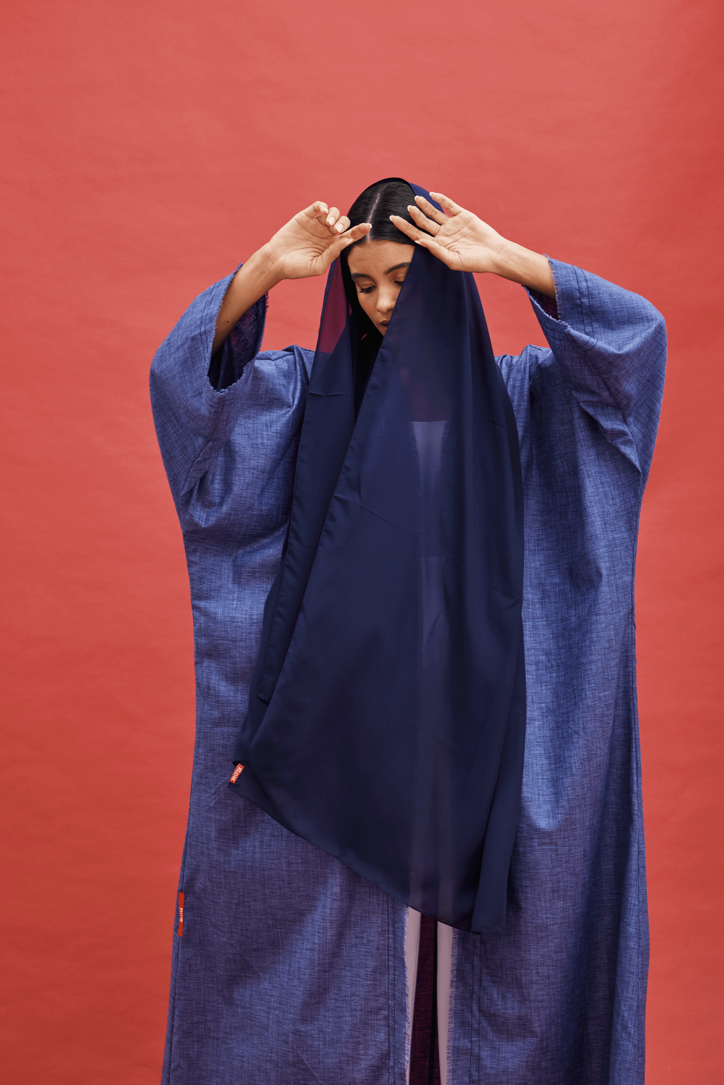 BLUE PLAIN LINEN ABAYA