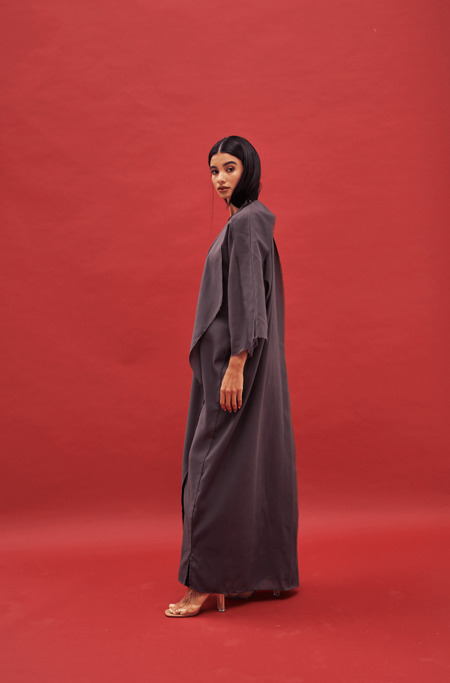 CHARCOAL/BLACK LINEN ABAYA