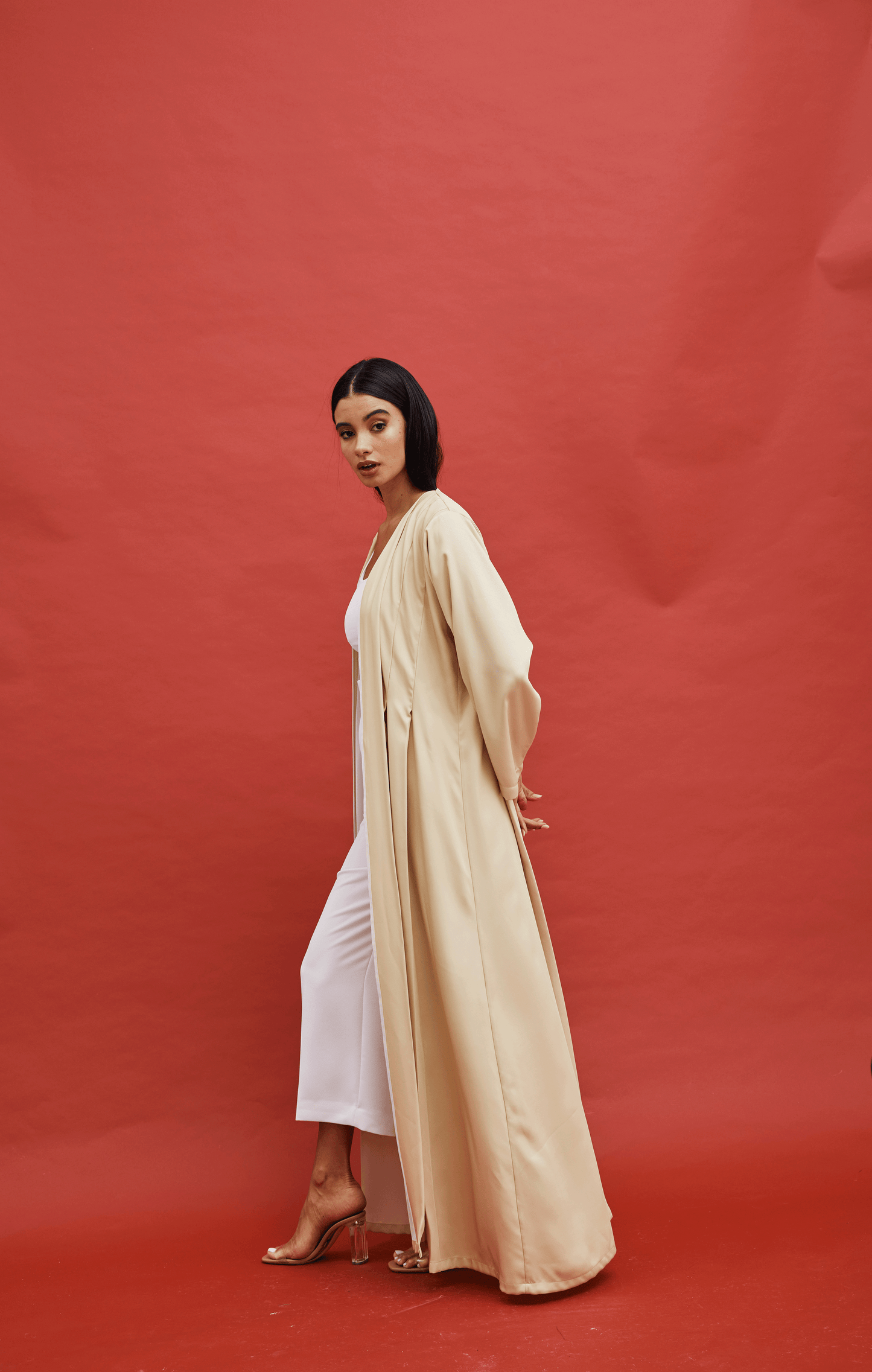 SAND CREPE PLEATED ABAYA