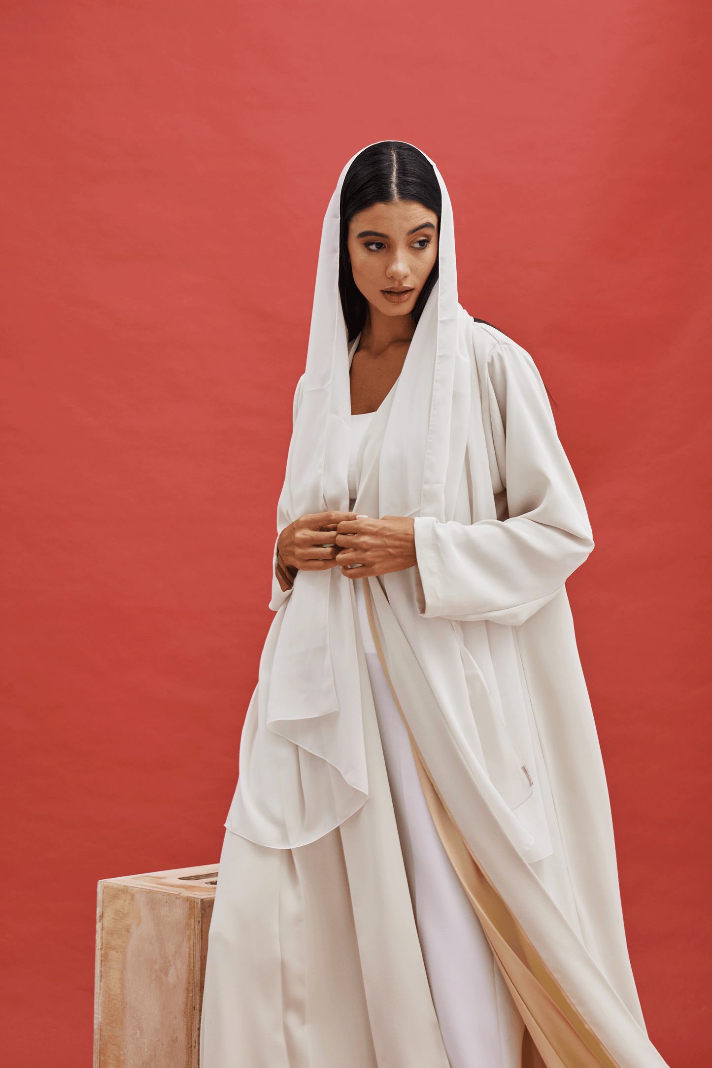 OFF WHITE CREPE PLEATED ABAYA