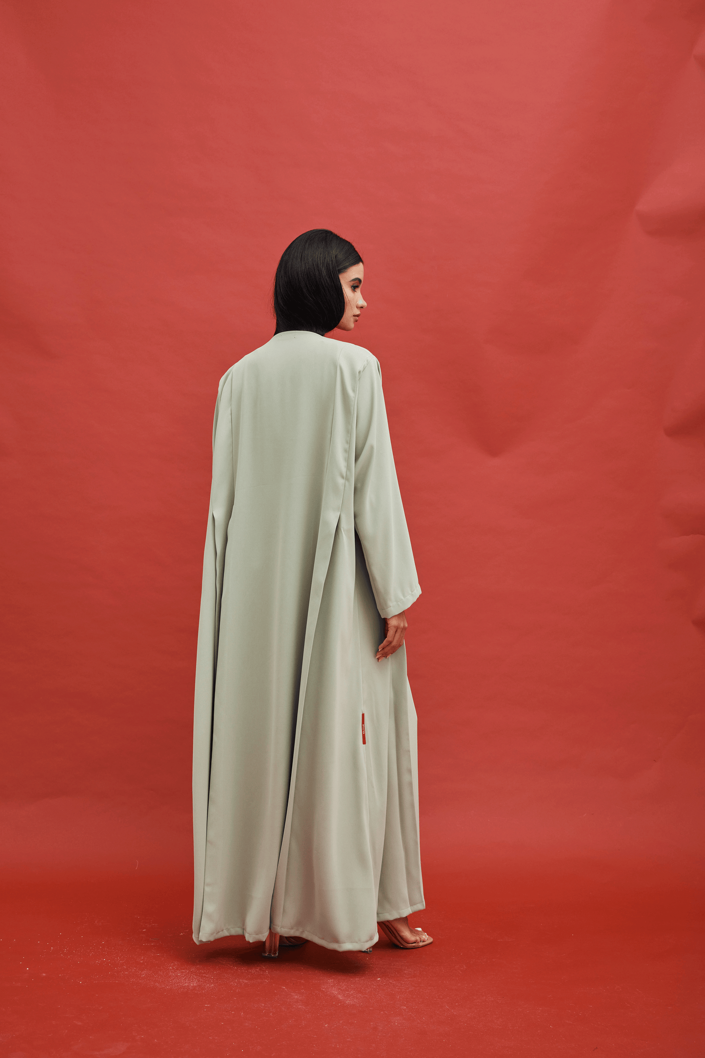 LIGHT GREEN CREPE PLEATED ABAYA