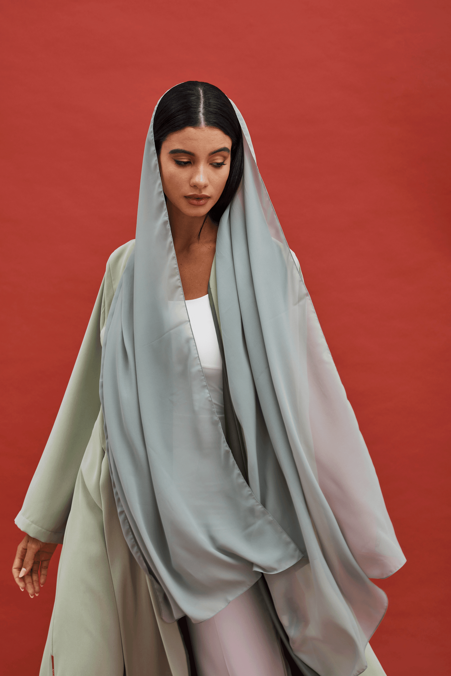 LIGHT GREEN CREPE PLEATED ABAYA