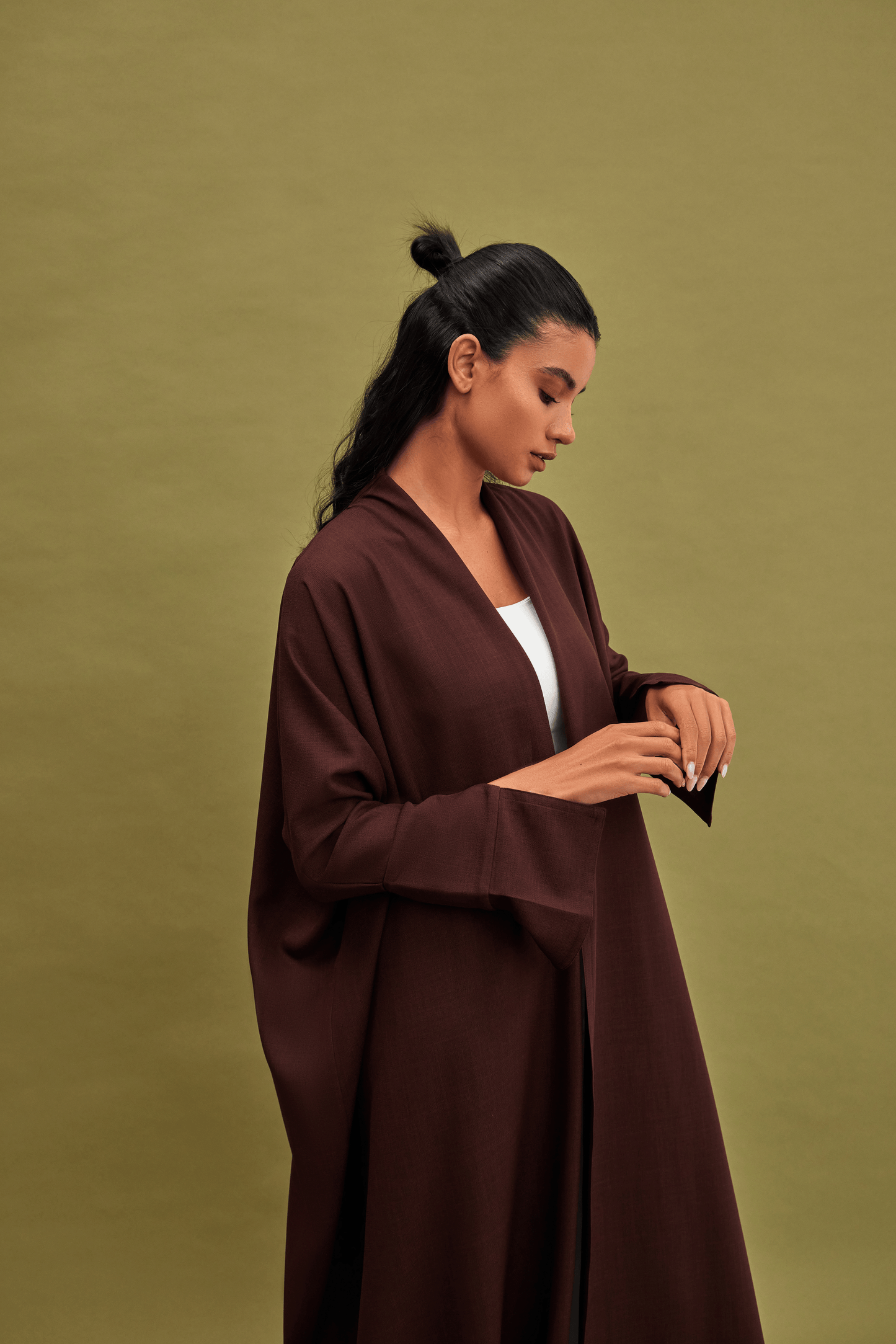 BROWN SLEEVE CUT LINEN ABAYA