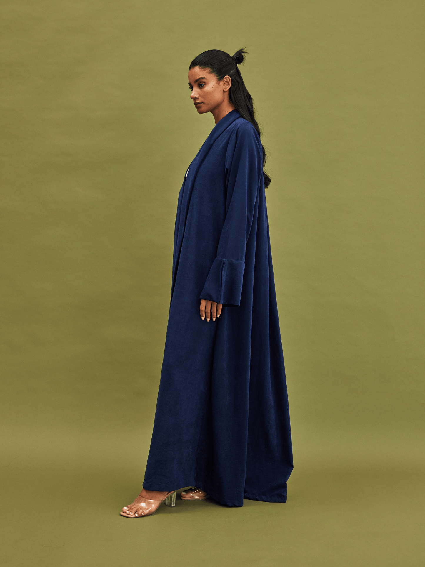 NAVY BLUE PLEATED SUEDE ABAYA