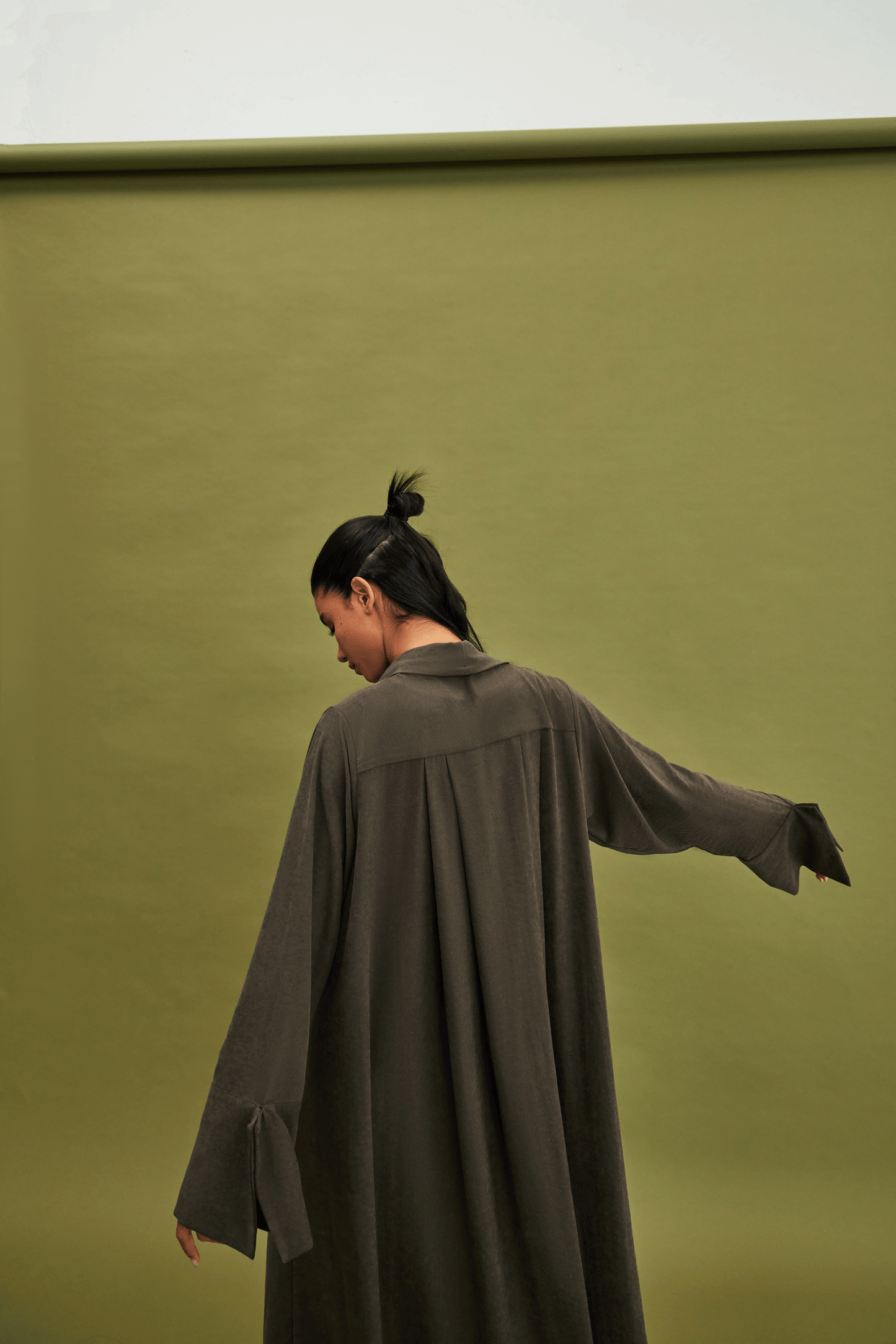 DUST GREEN PLEATED SUEDE ABAYA