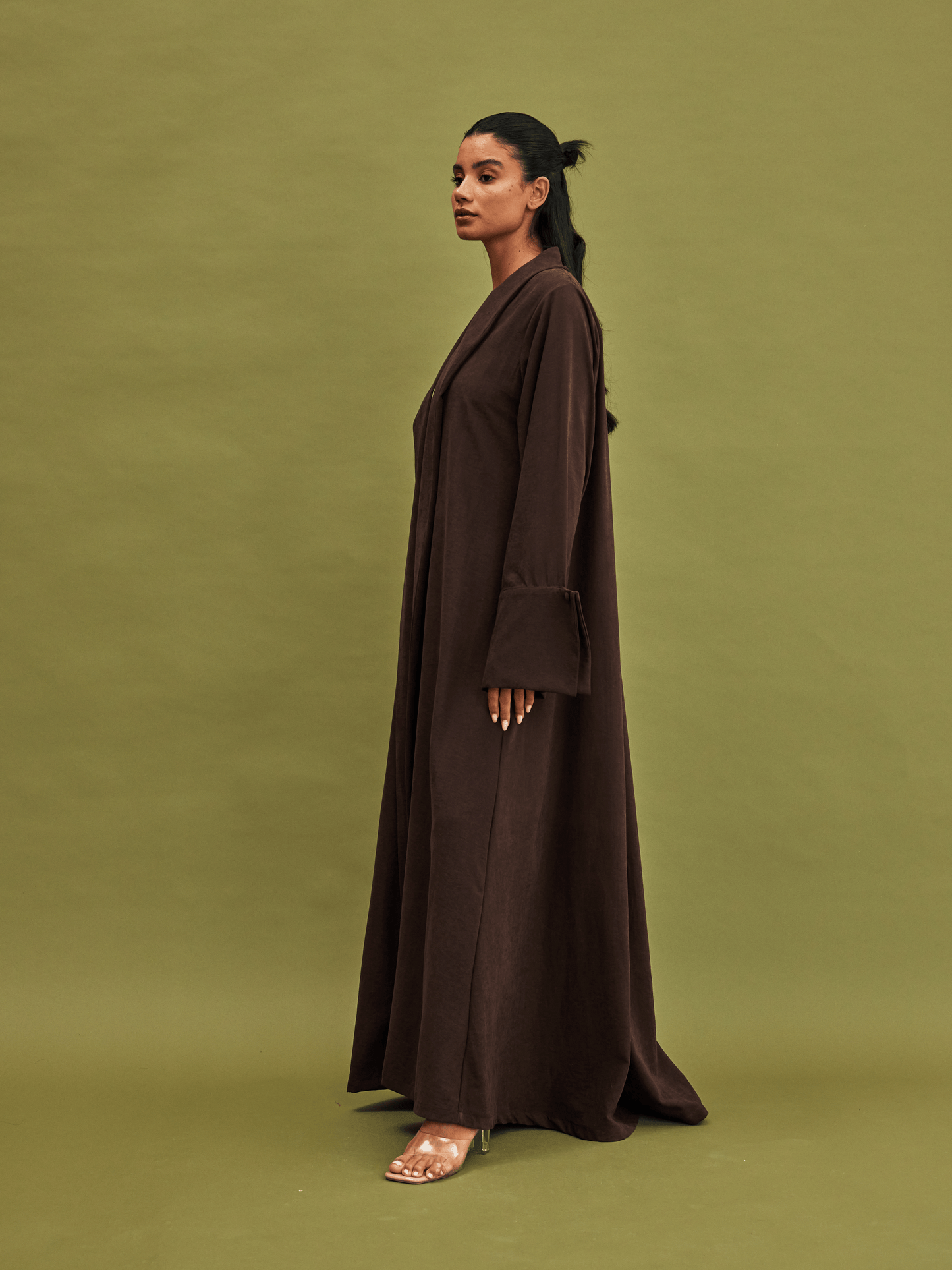 BROWN PLEATED SUEDE ABAYA