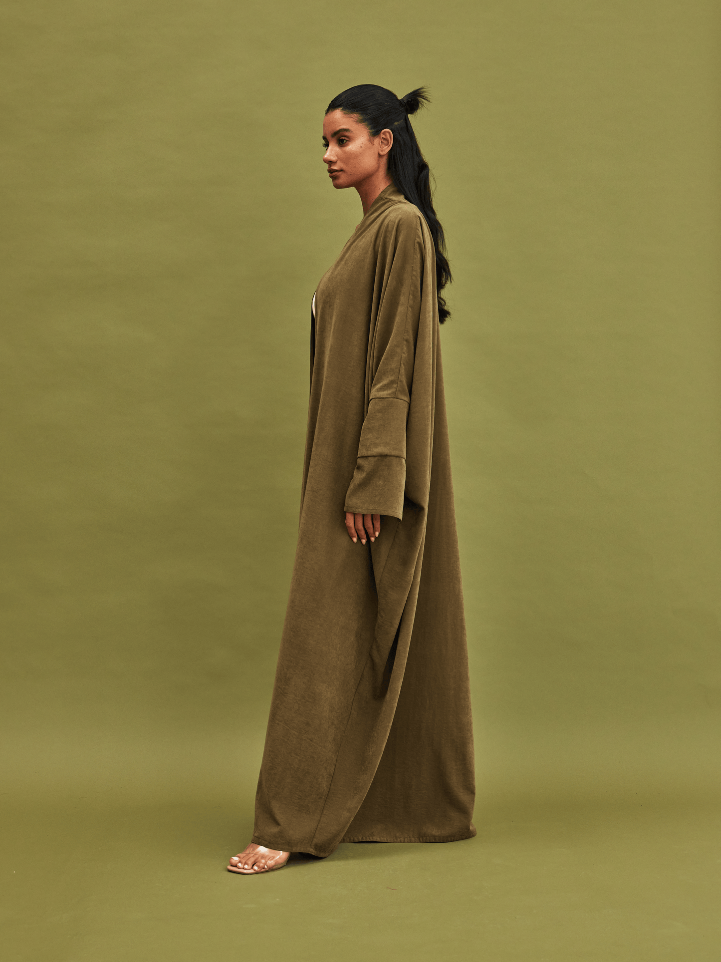 OLIVE SLEEVE CUT SUEDE ABAYA