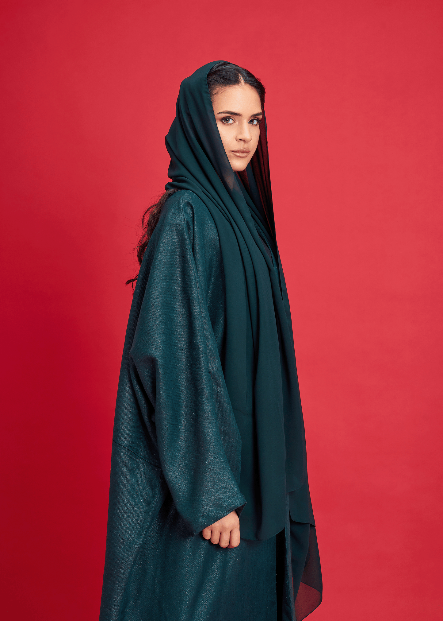 DARK GREEN LOOSE-FIT SHIMMER LINEN ABAYA
