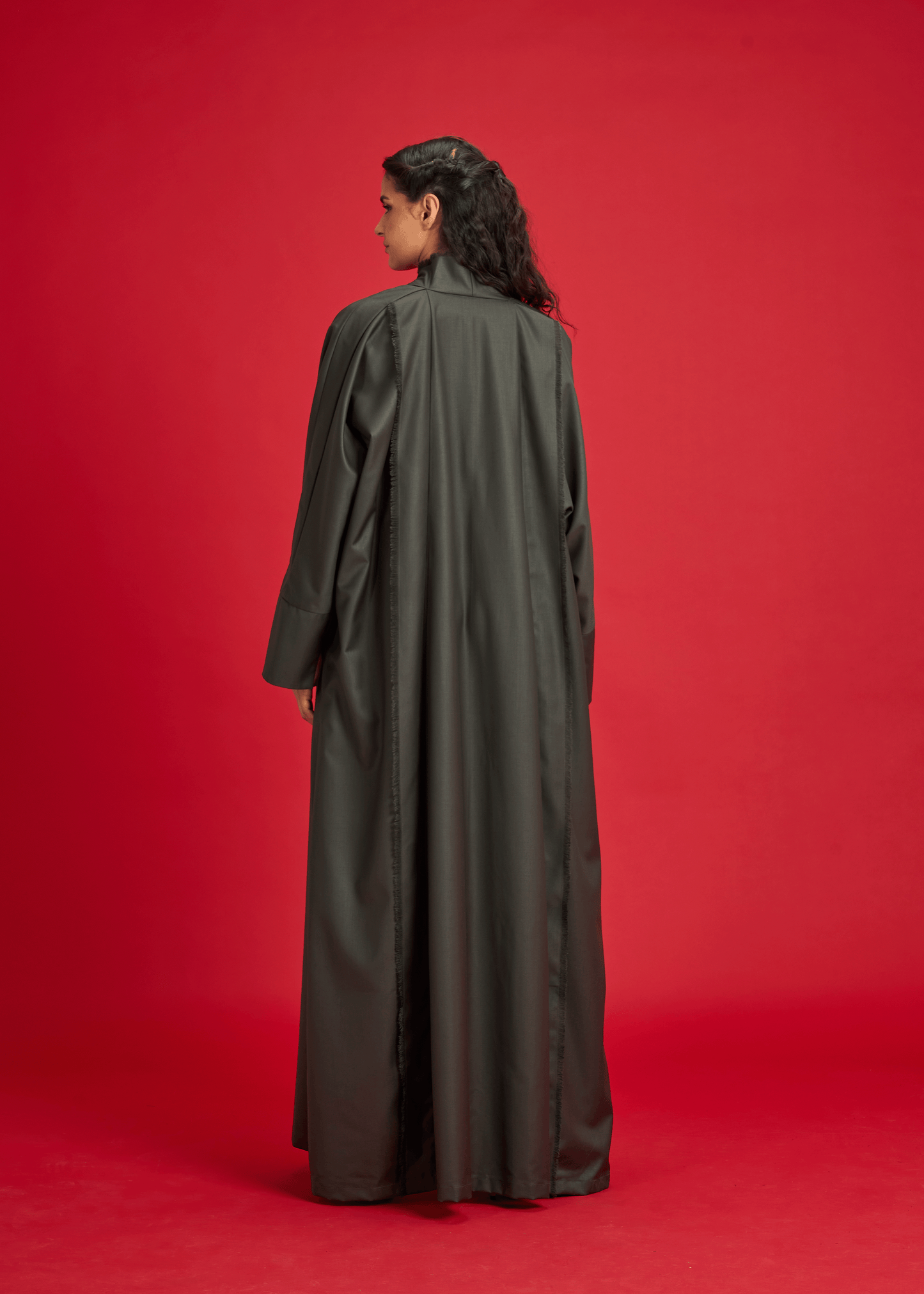 ARMY GREEN PANELLED LINEN ABAYA