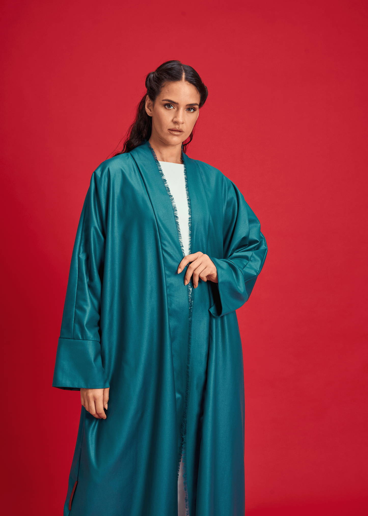 TURQUOISE PANELLED LINEN ABAYA