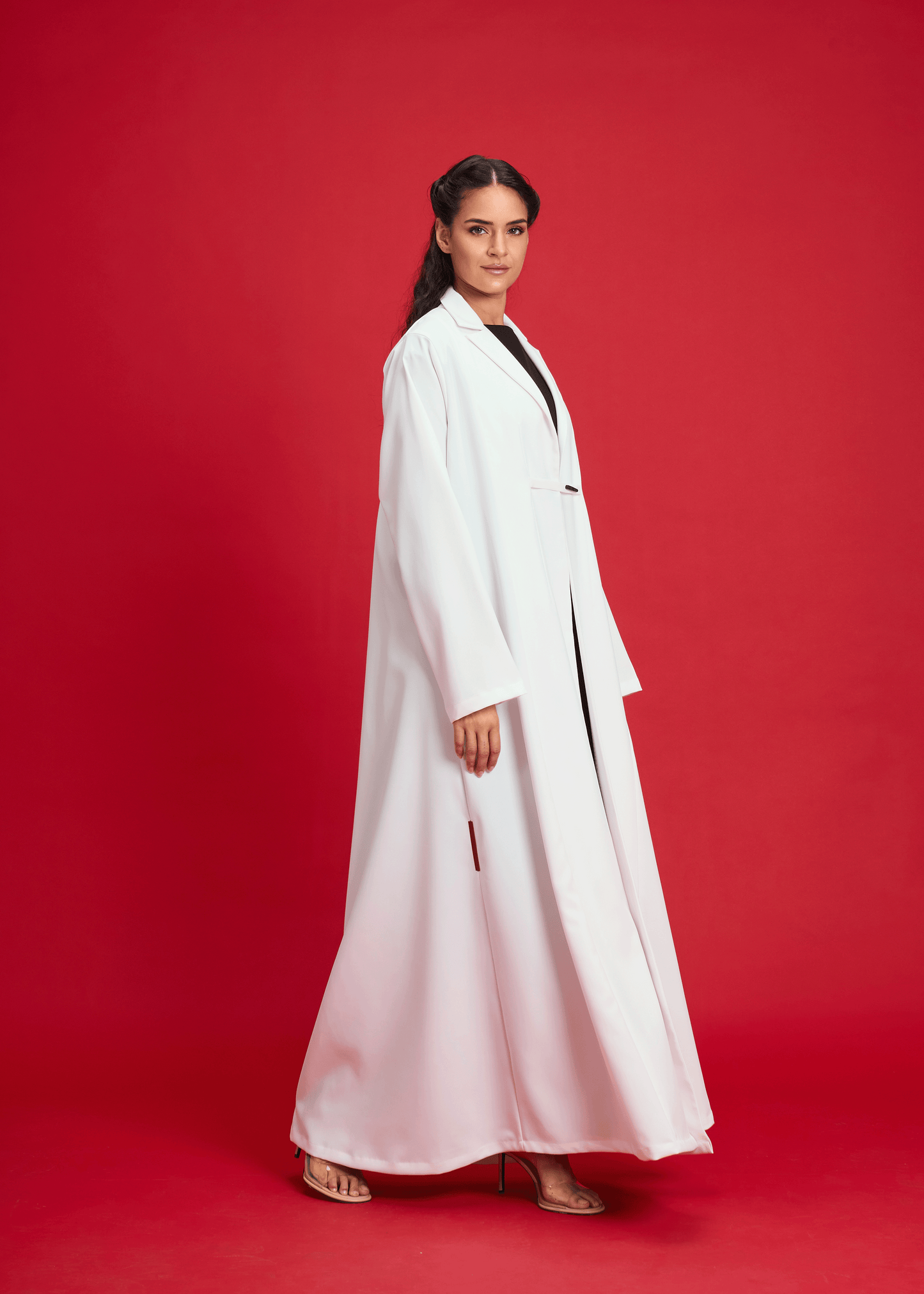 WHITE LIGHT CREPE COAT STYLE