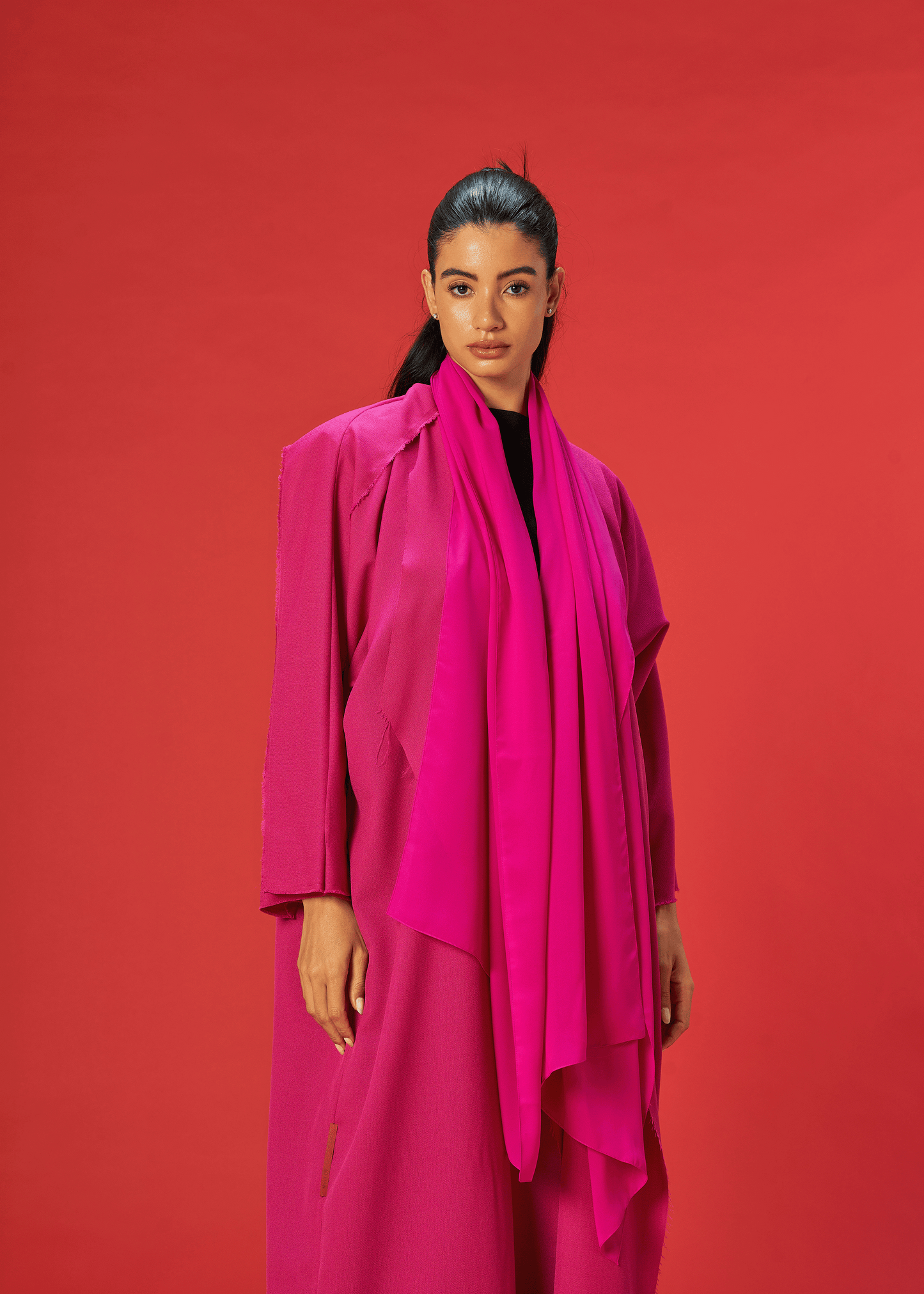 PINK KLOAKS SIGNATURE ABAYA