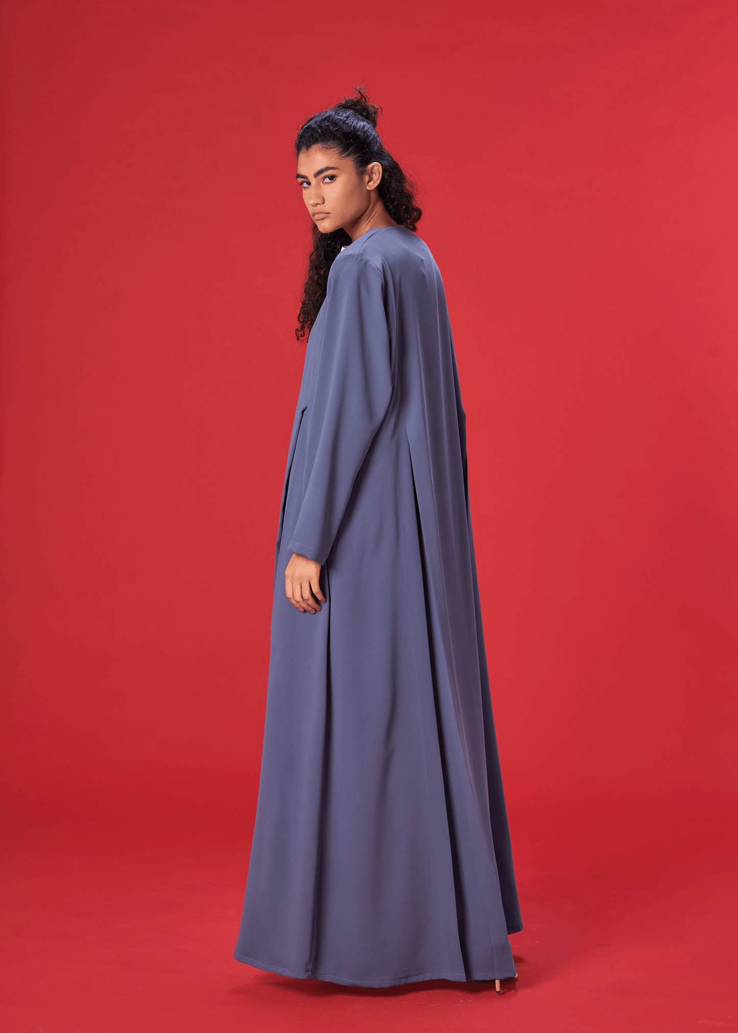 BLUE PLEATED CREPE ABAYA