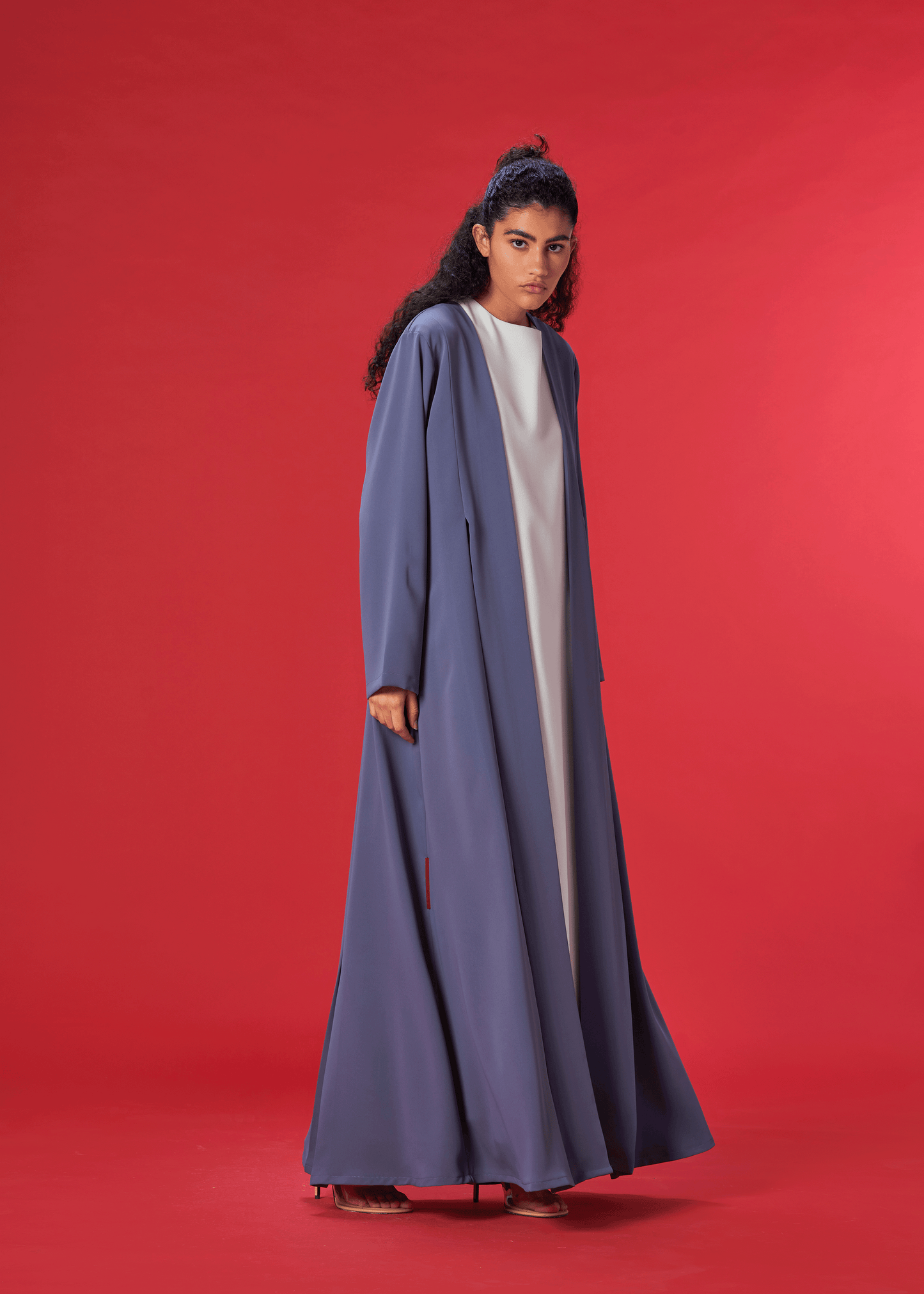 BLUE PLEATED CREPE ABAYA