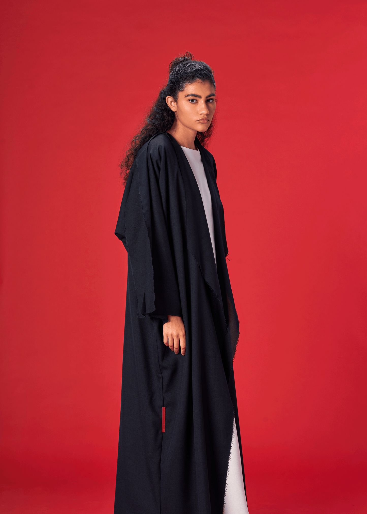 BLACK KLOAKS SIGNATURE ABAYA