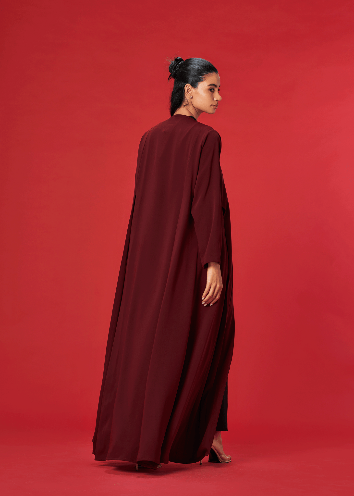 MAROON PLEATED CREPE ABAYA