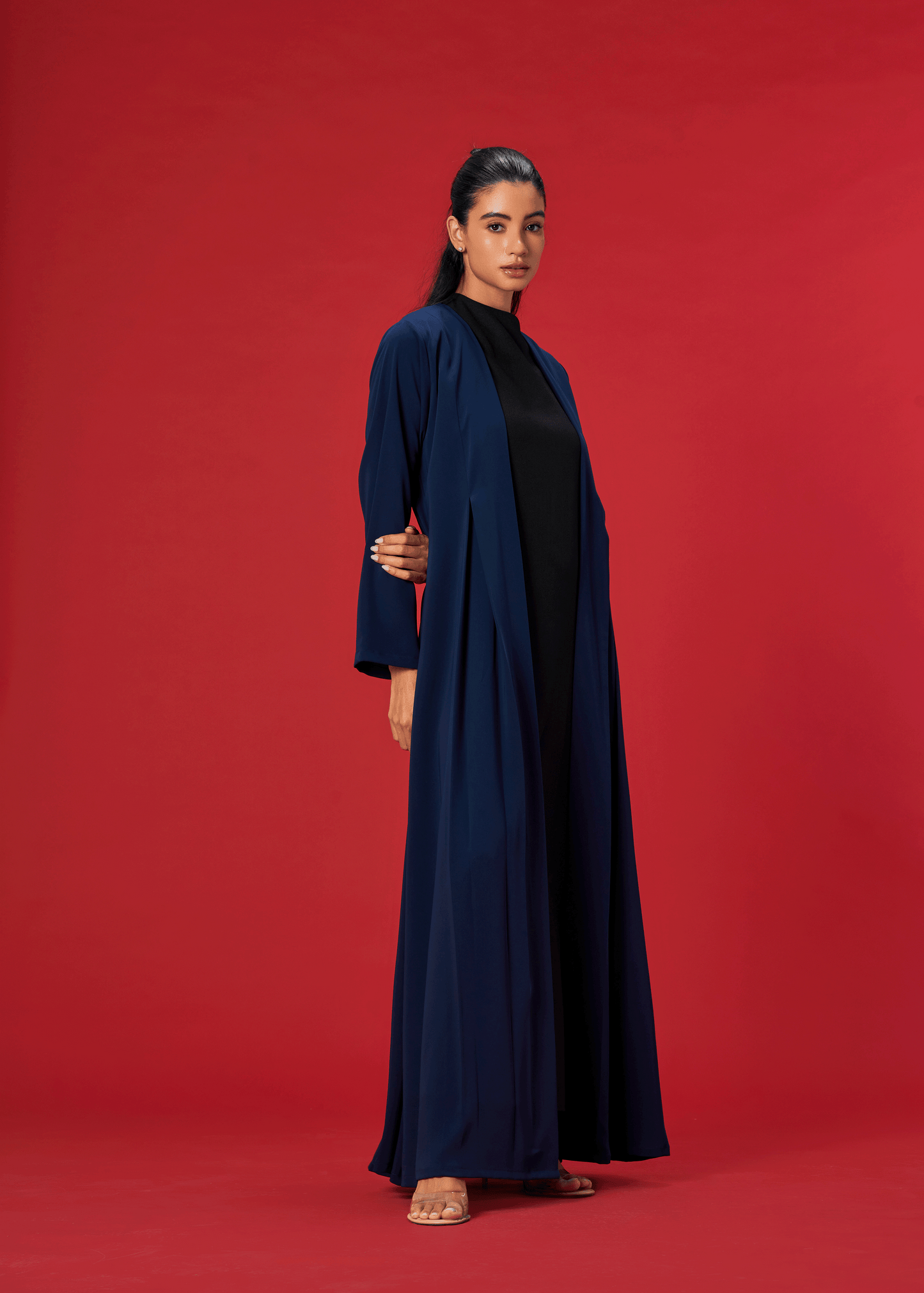 NAVY BLUE PLEATED CREPE ABAYA