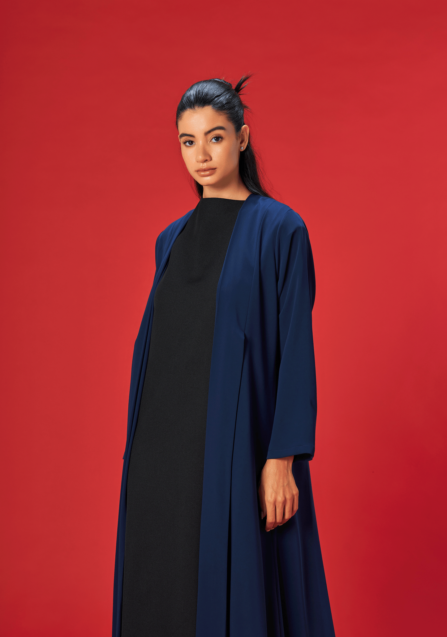 NAVY BLUE PLEATED CREPE ABAYA