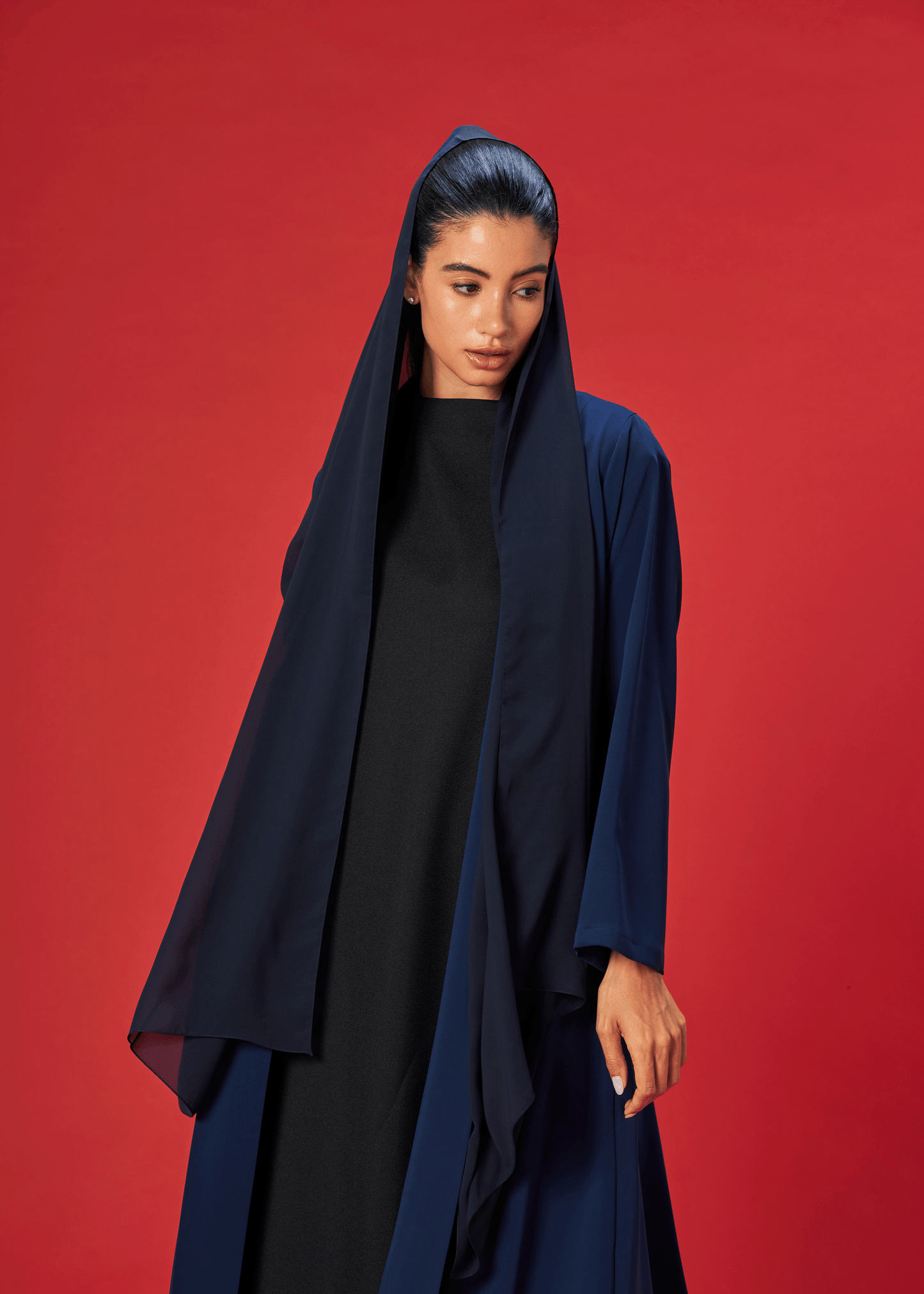 NAVY BLUE PLEATED CREPE ABAYA