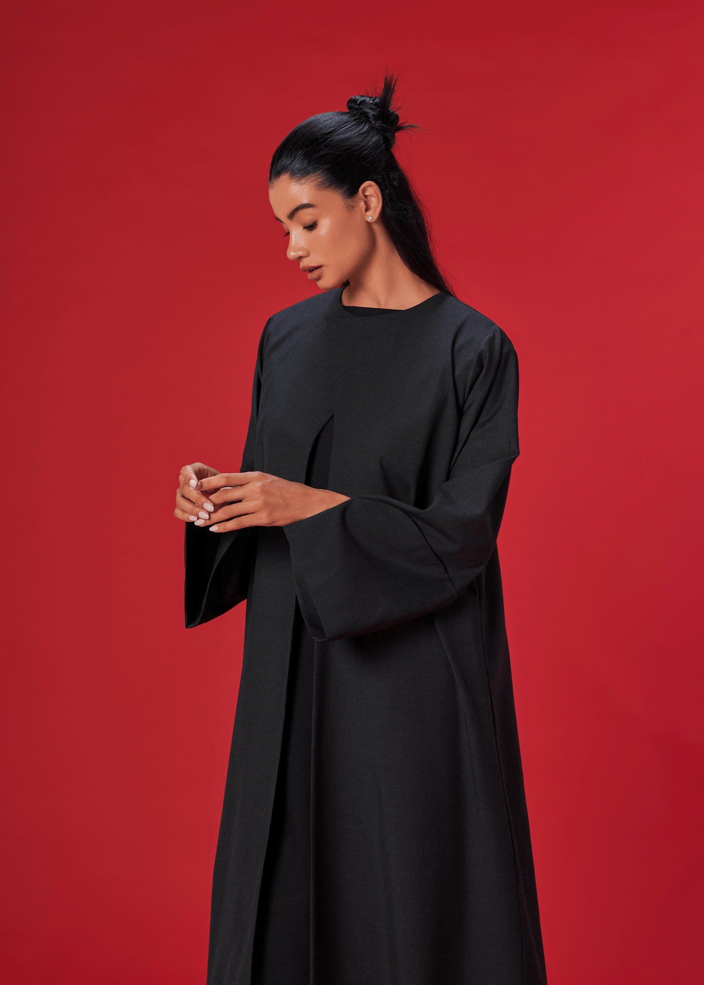 BLACK OVERLAP COAT LINEN ABAYA