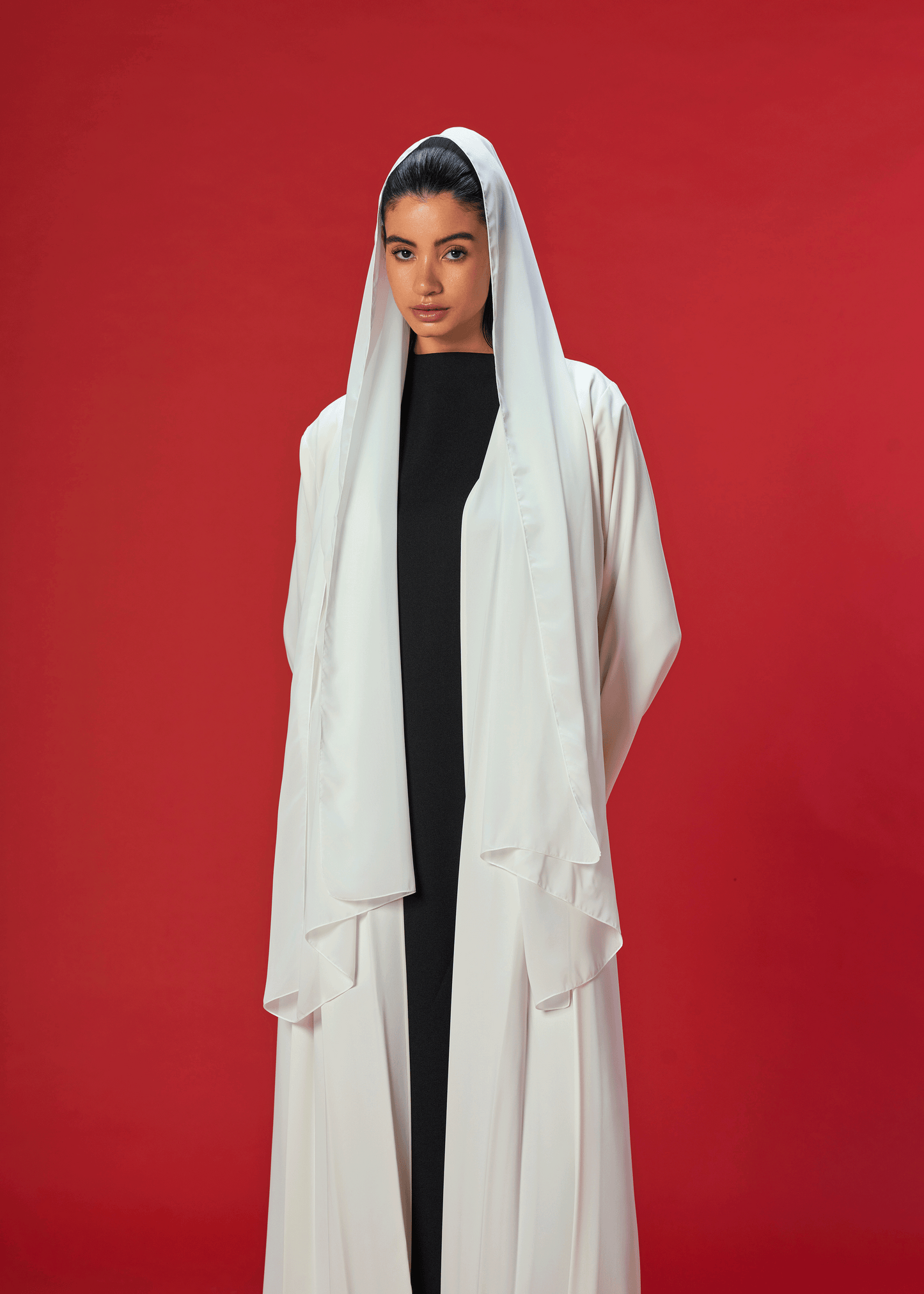 OFF WHITE PLEATED CREPE ABAYA