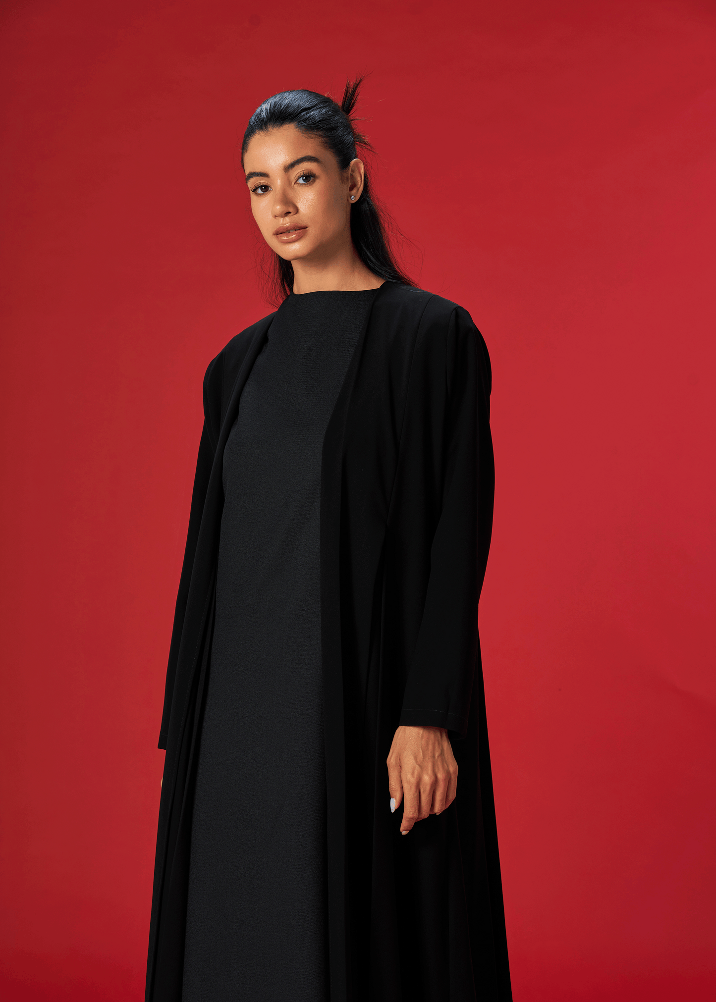 BLACK PLEATED CREPE ABAYA