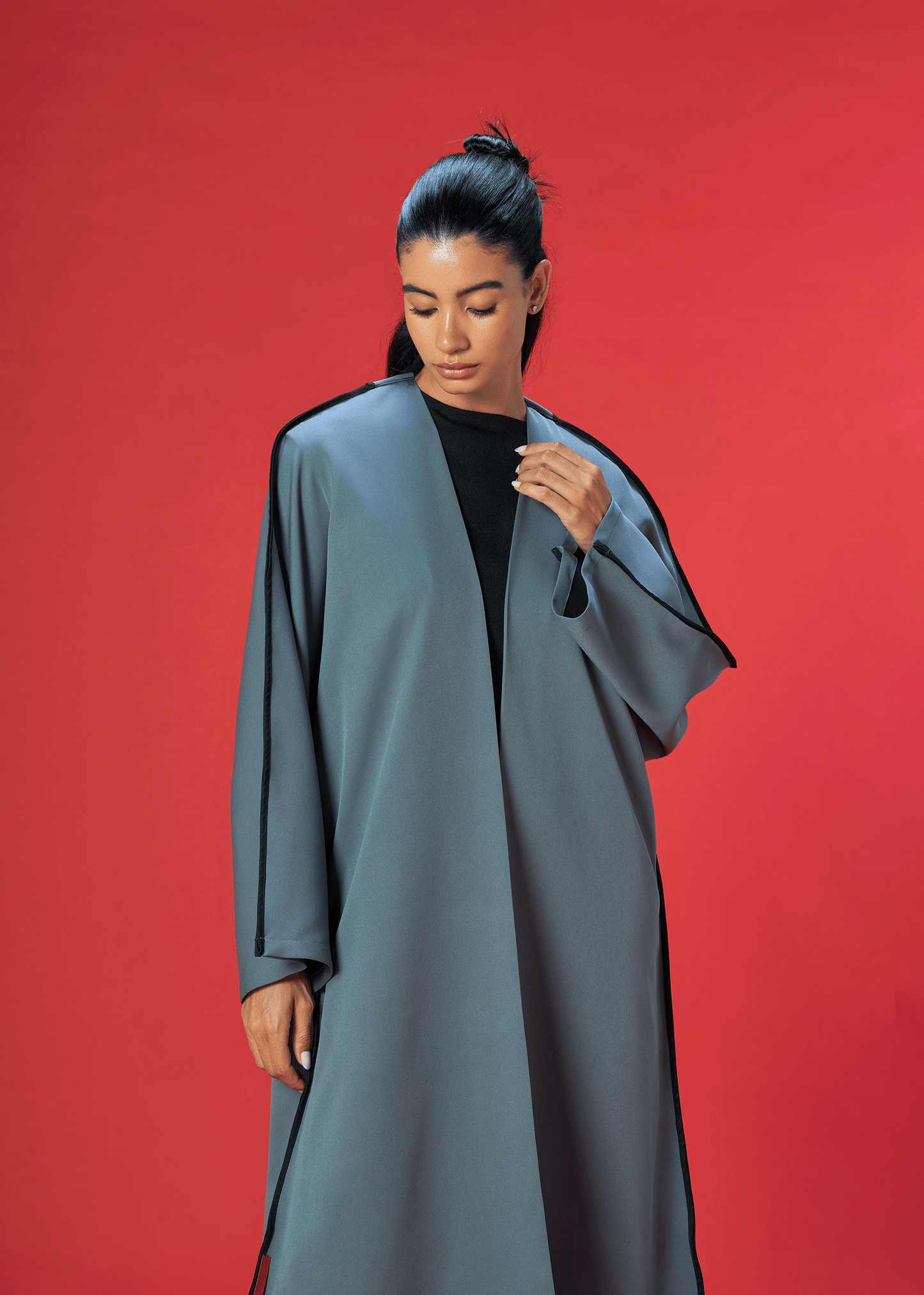 GREY TWO TONED CREPE ABAYA