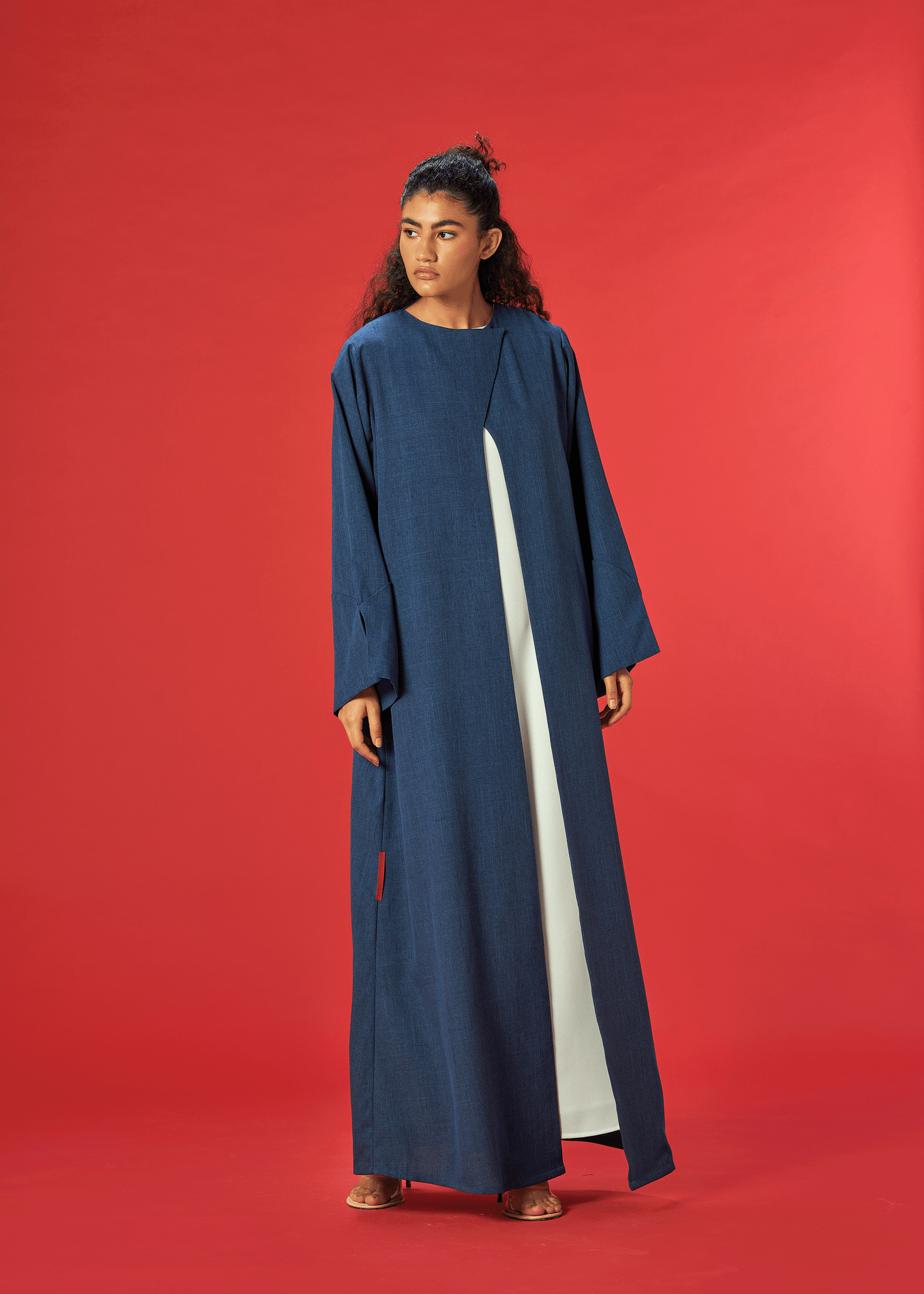 BLUE OVERLAP COAT LINEN ABAYA