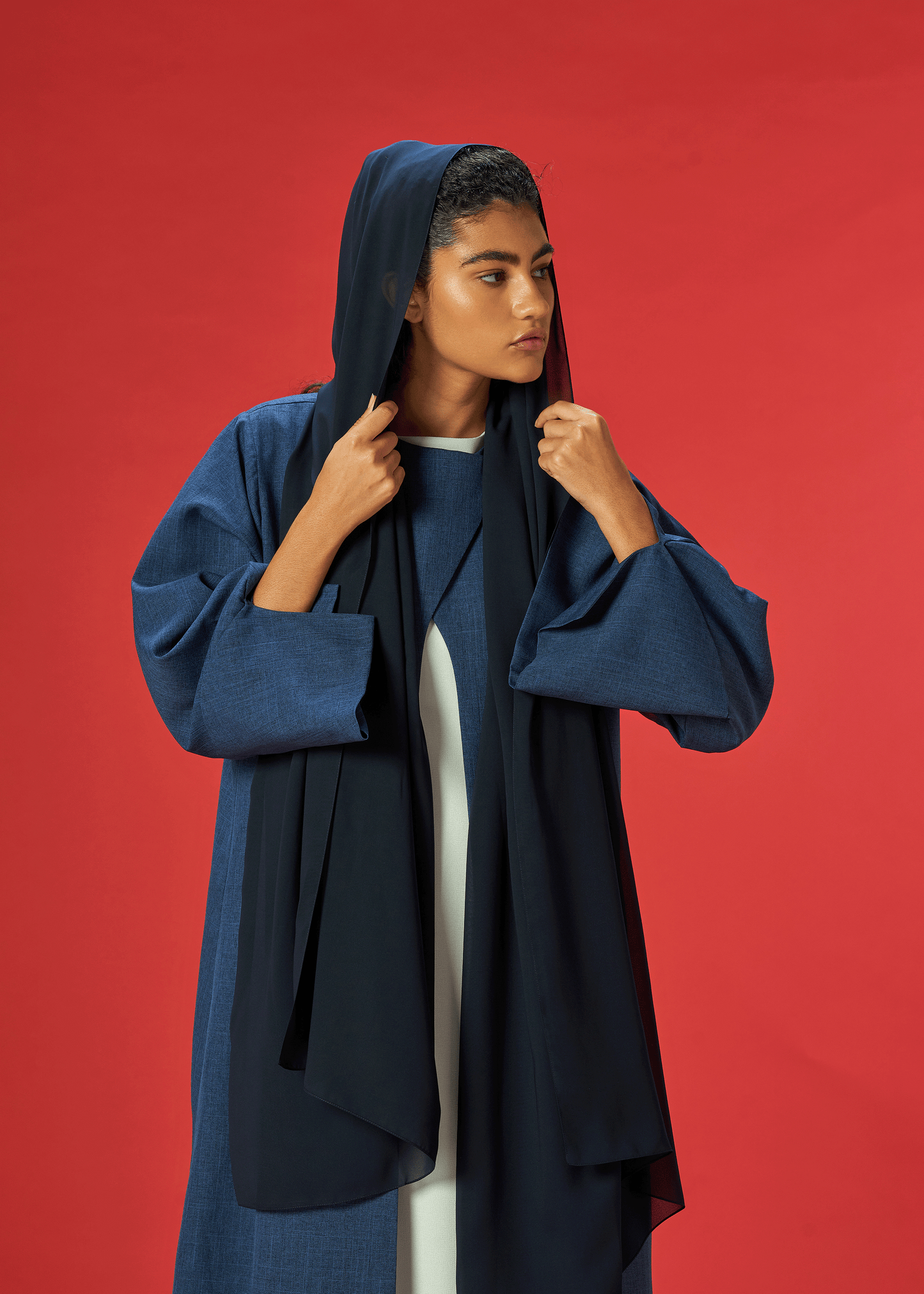 BLUE OVERLAP COAT LINEN ABAYA