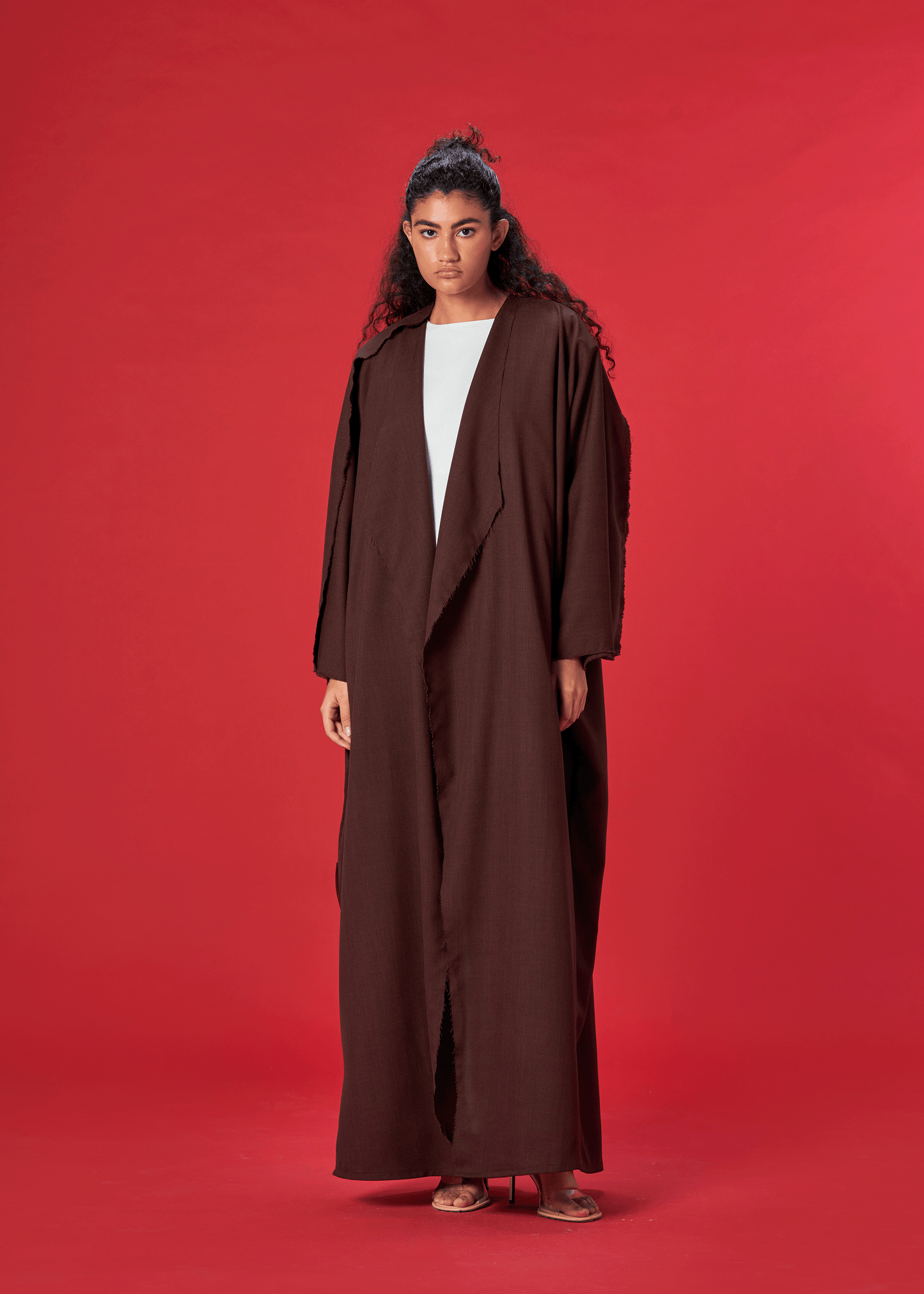 BROWN KLOAKS SIGNATURE ABAYA