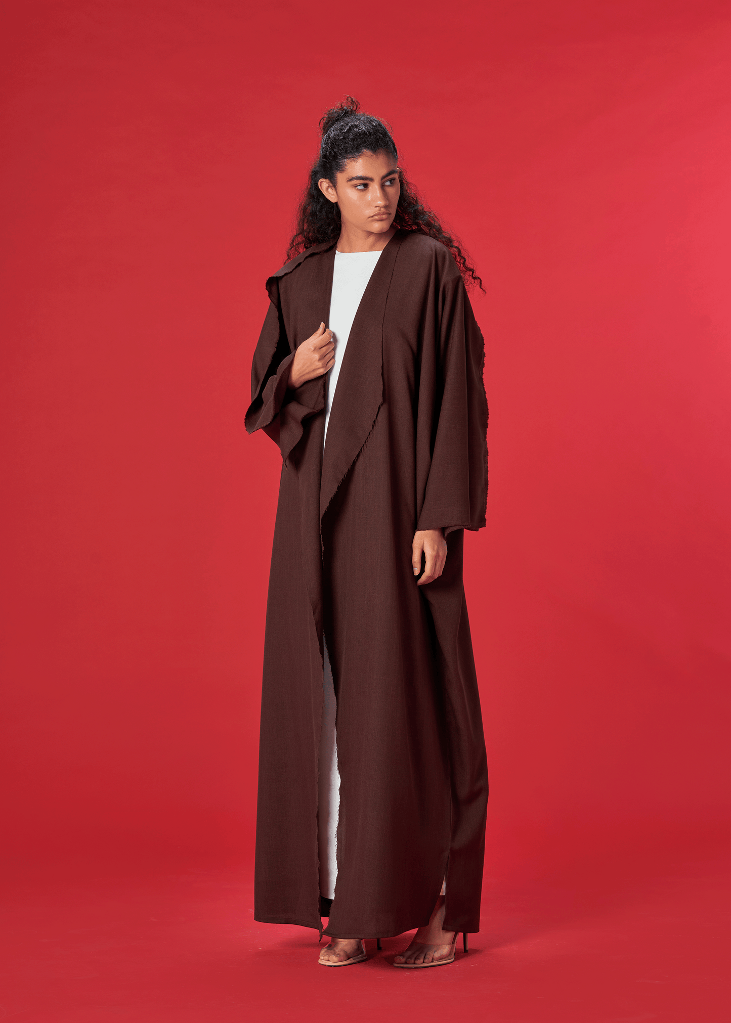 BROWN KLOAKS SIGNATURE ABAYA